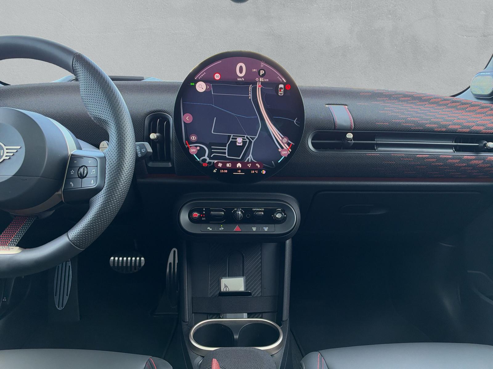 MINI John Cooper Works F66 2.0i (CH)-image-17