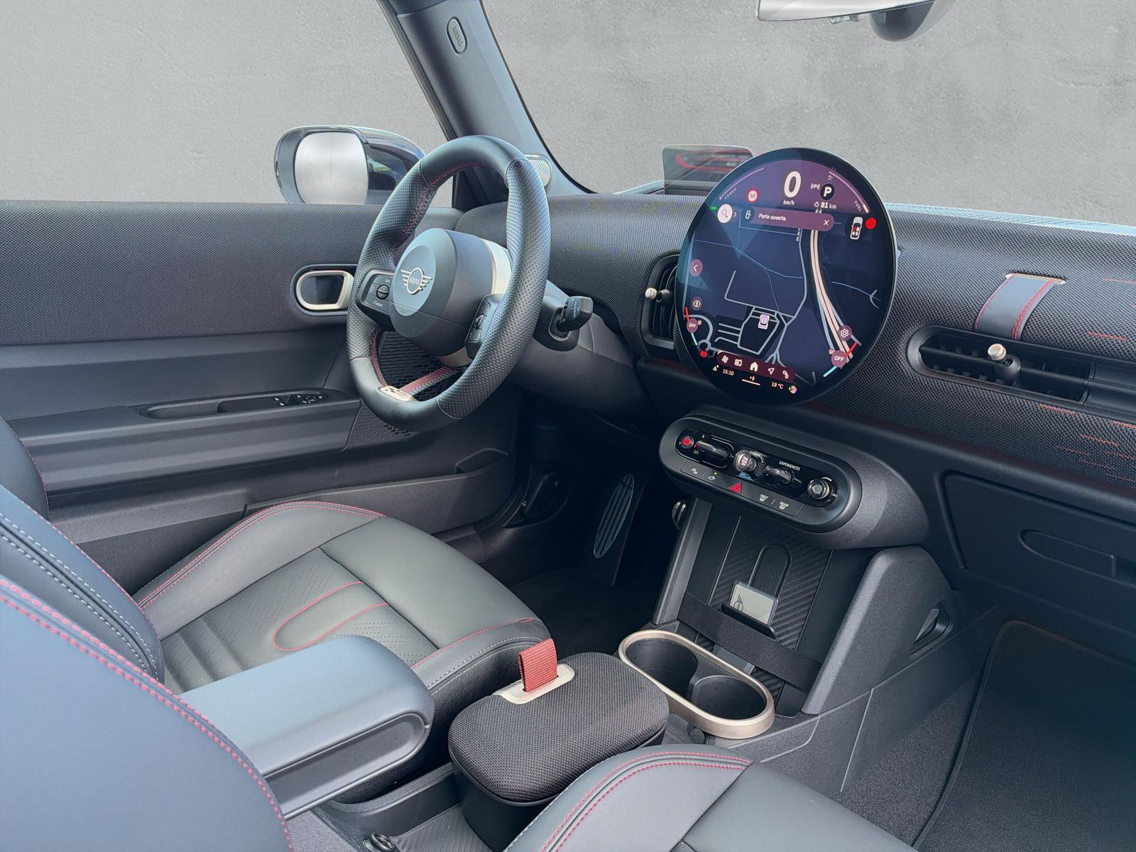 MINI John Cooper Works F66 2.0i (CH)-image-14