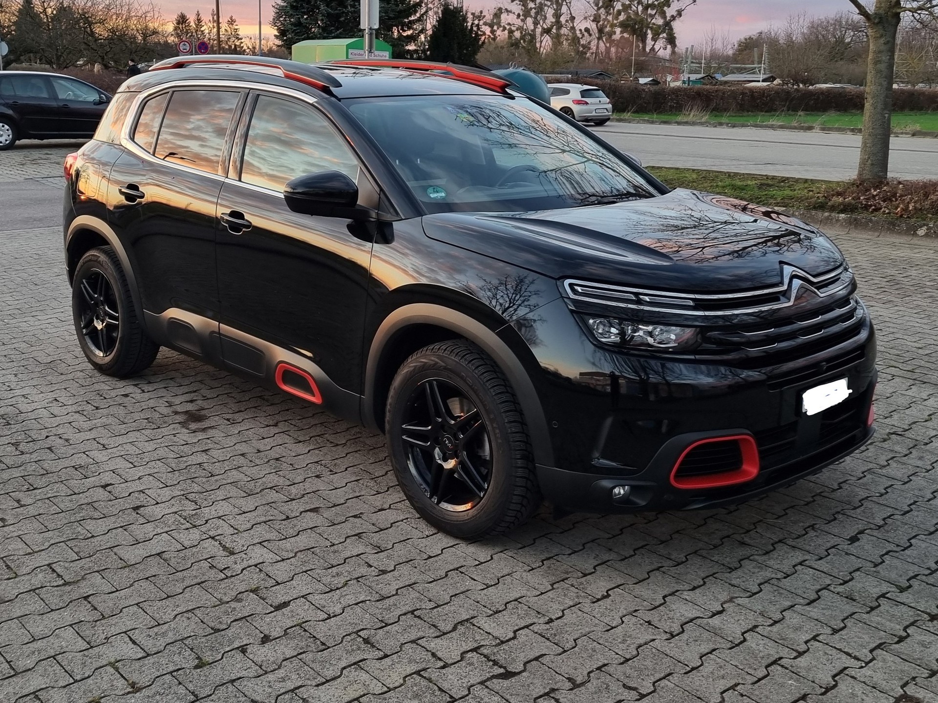 CITROEN C5 Aircross 2.0 BlueHD Shine EAT8-image-2
