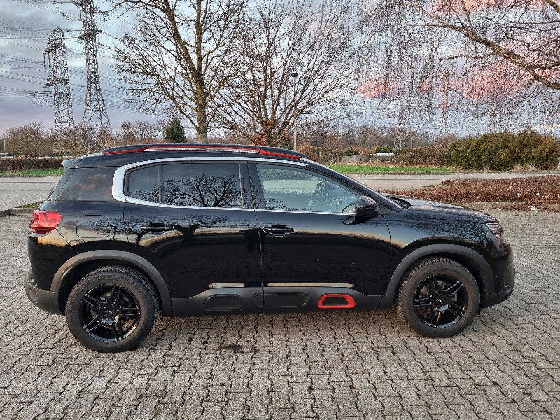 CITROEN C5 Aircross 2.0 BlueHD Shine EAT8-image-3