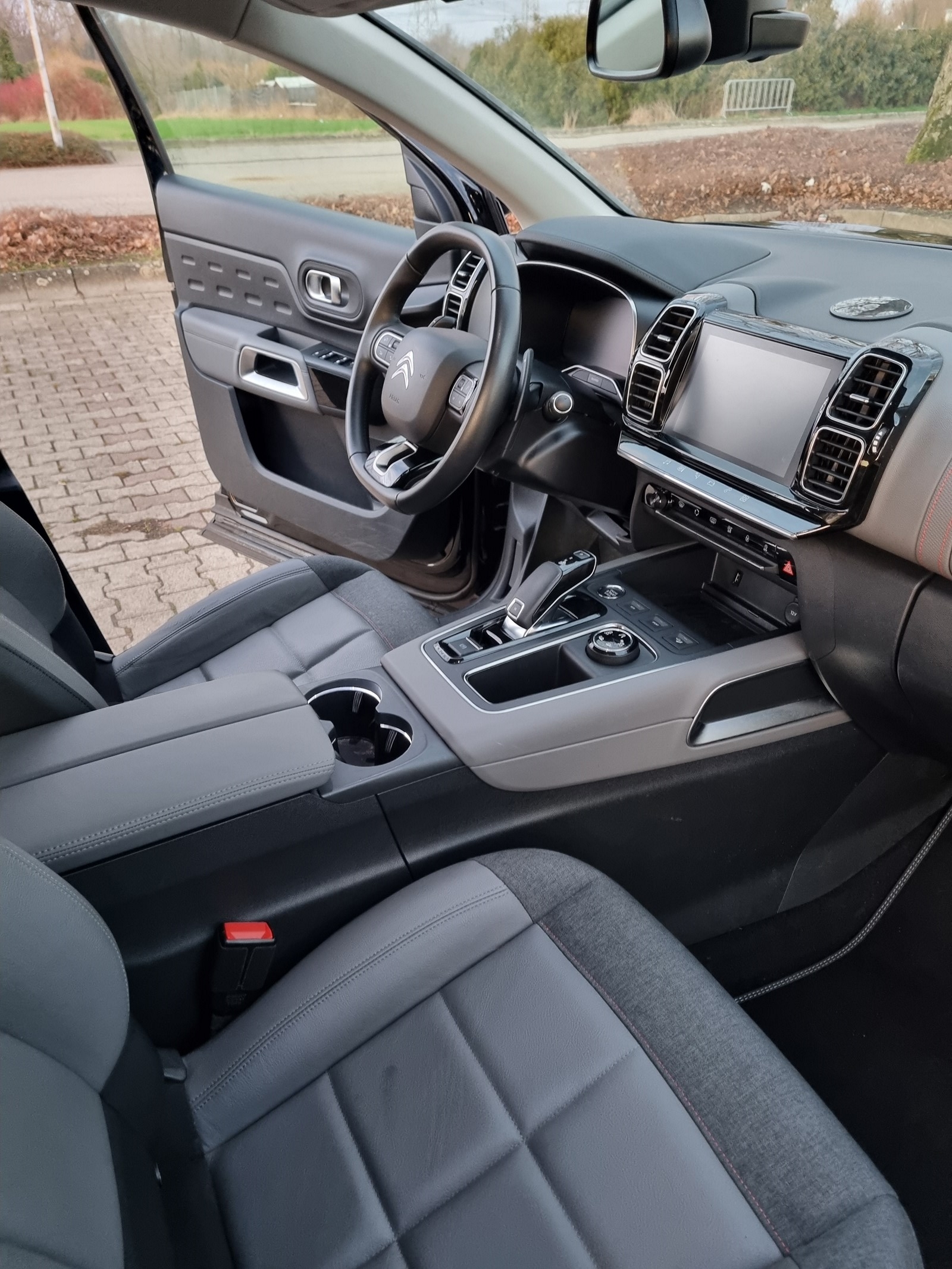 CITROEN C5 Aircross 2.0 BlueHD Shine EAT8-image-9