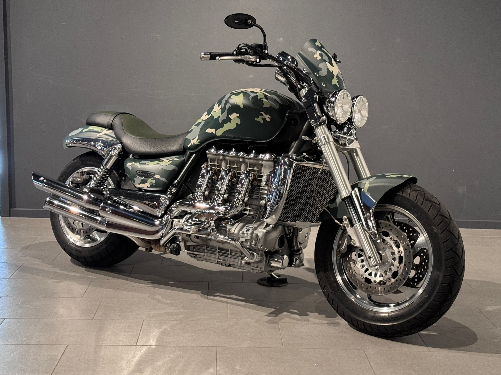 TRIUMPH Rocket III-image-1
