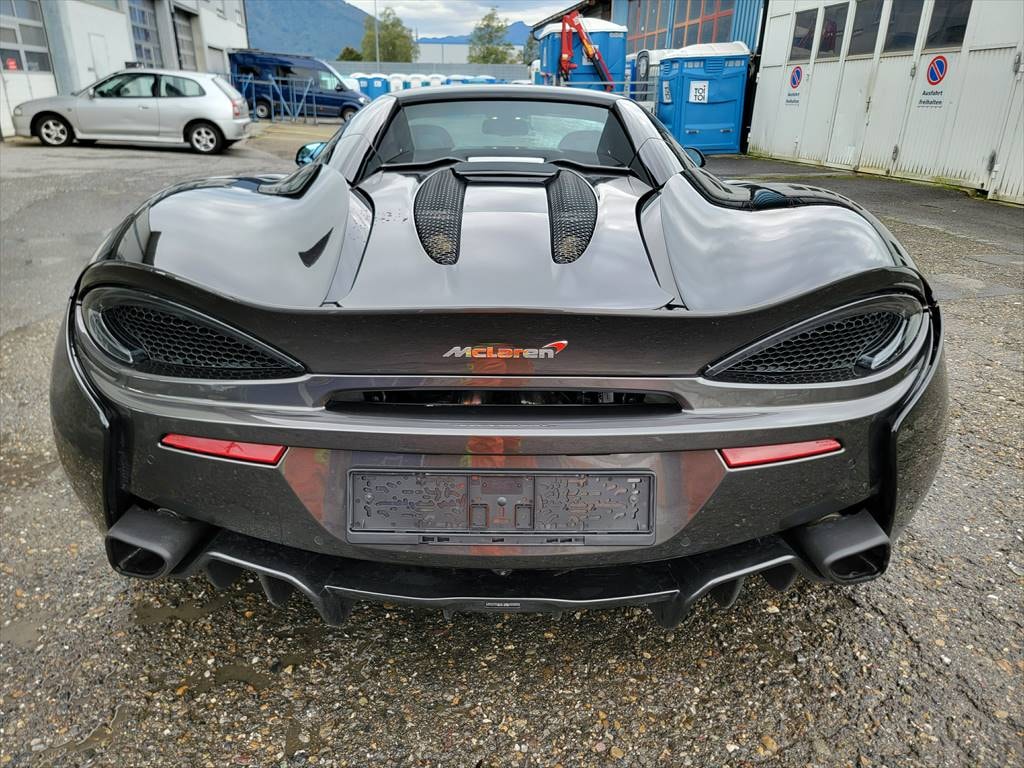 McLAREN 570S Spider 3.8 V8 SSG-image-3
