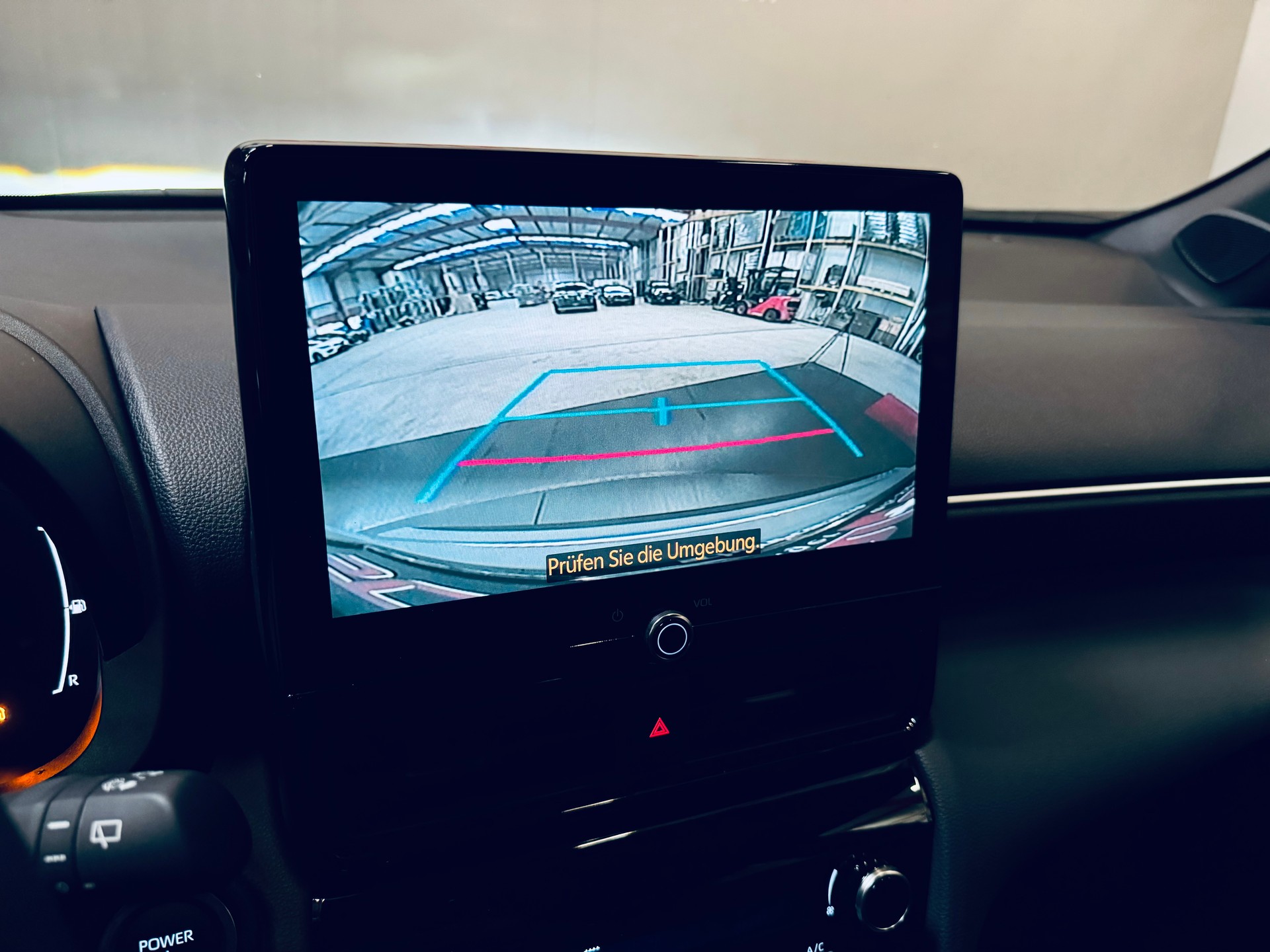 TOYOTA Yaris Cross 1.5 Trend AWDi e-CVT 130PS-image-21
