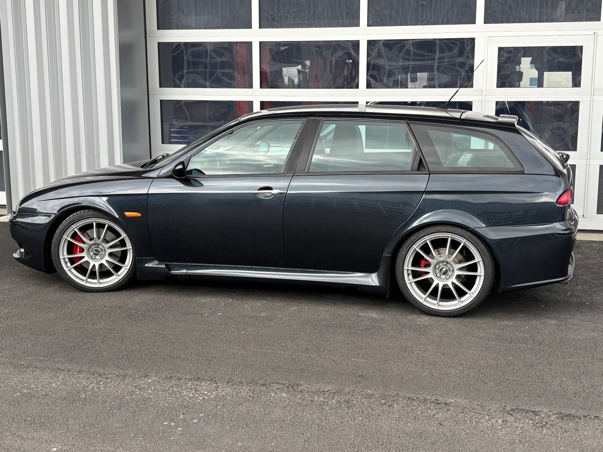 ALFA ROMEO 156 Sportwagon 3.2 V6 GTA-image-5