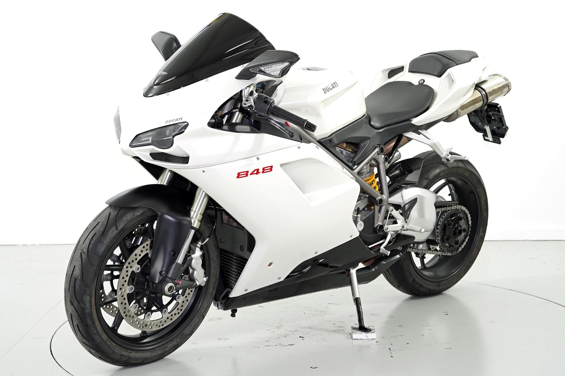 DUCATI 848-image-2