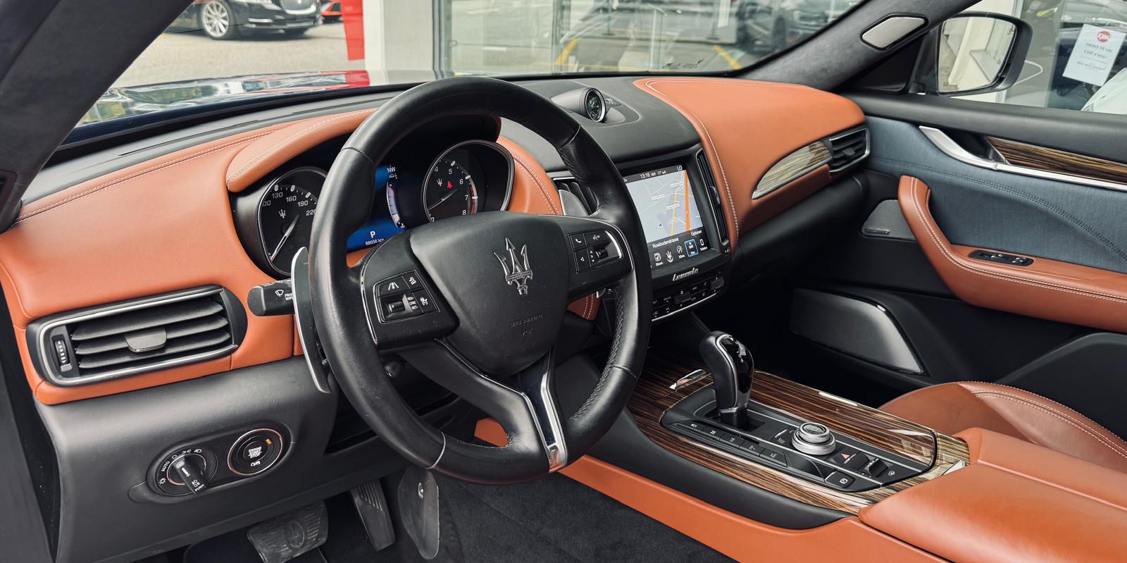MASERATI Levante S 3.0 V6 Automatica-image-6