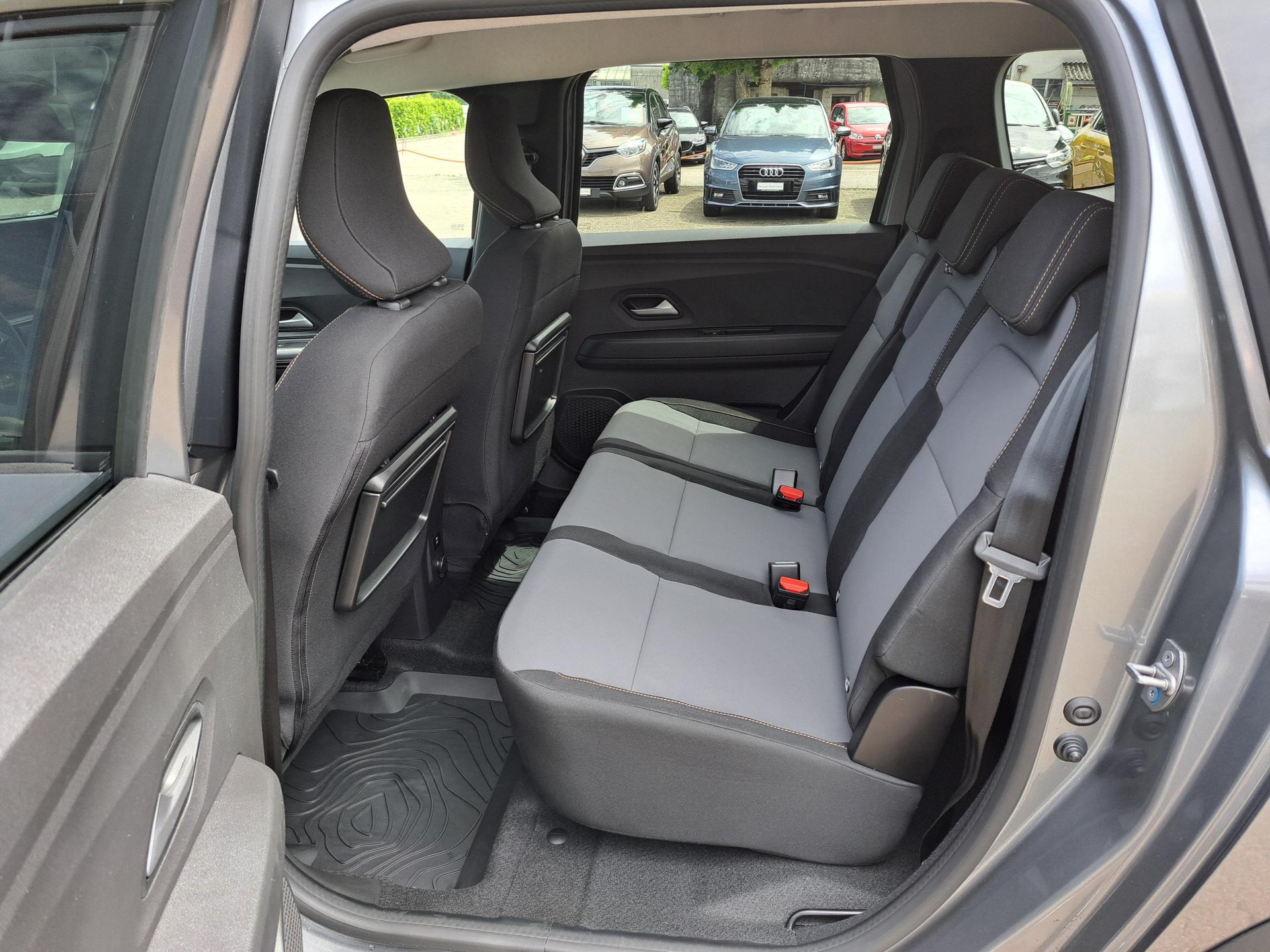 DACIA Jogger extreme+ hybrid 140 5-Plätzer-image-6