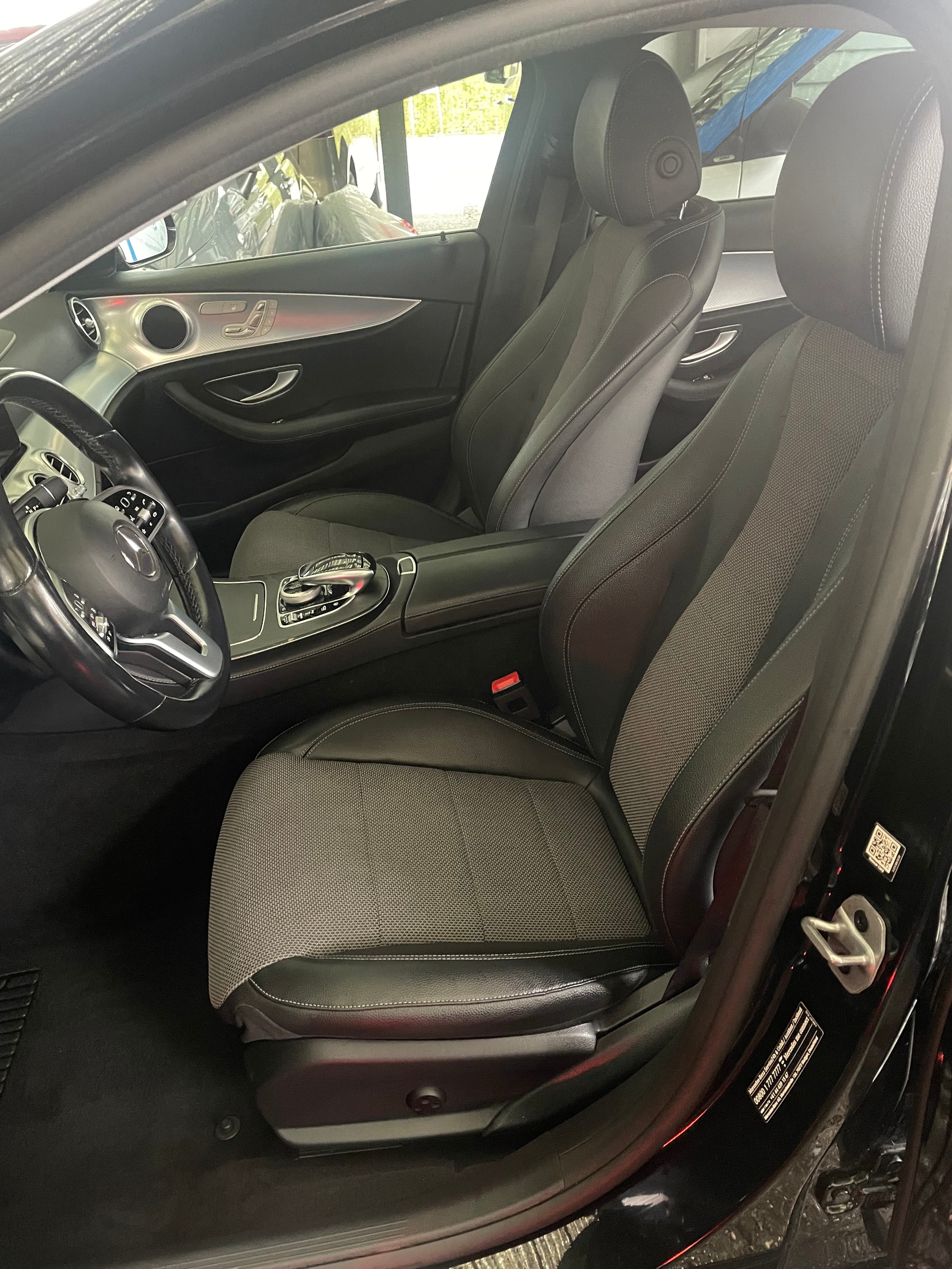 MERCEDES-BENZ E 200 Avantgarde 9G-Tronic-image-7