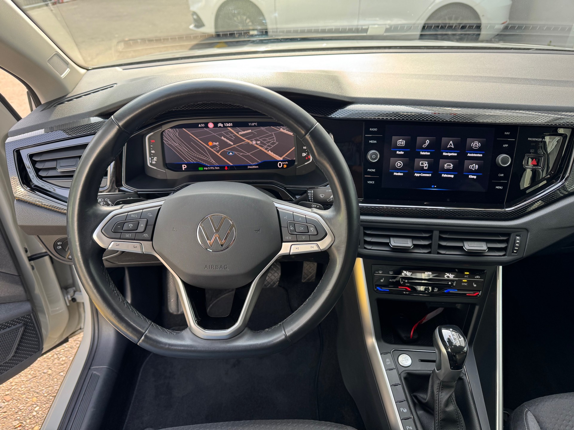 VW Taigo 1.0 TSI 75 Edition DSG-image-11