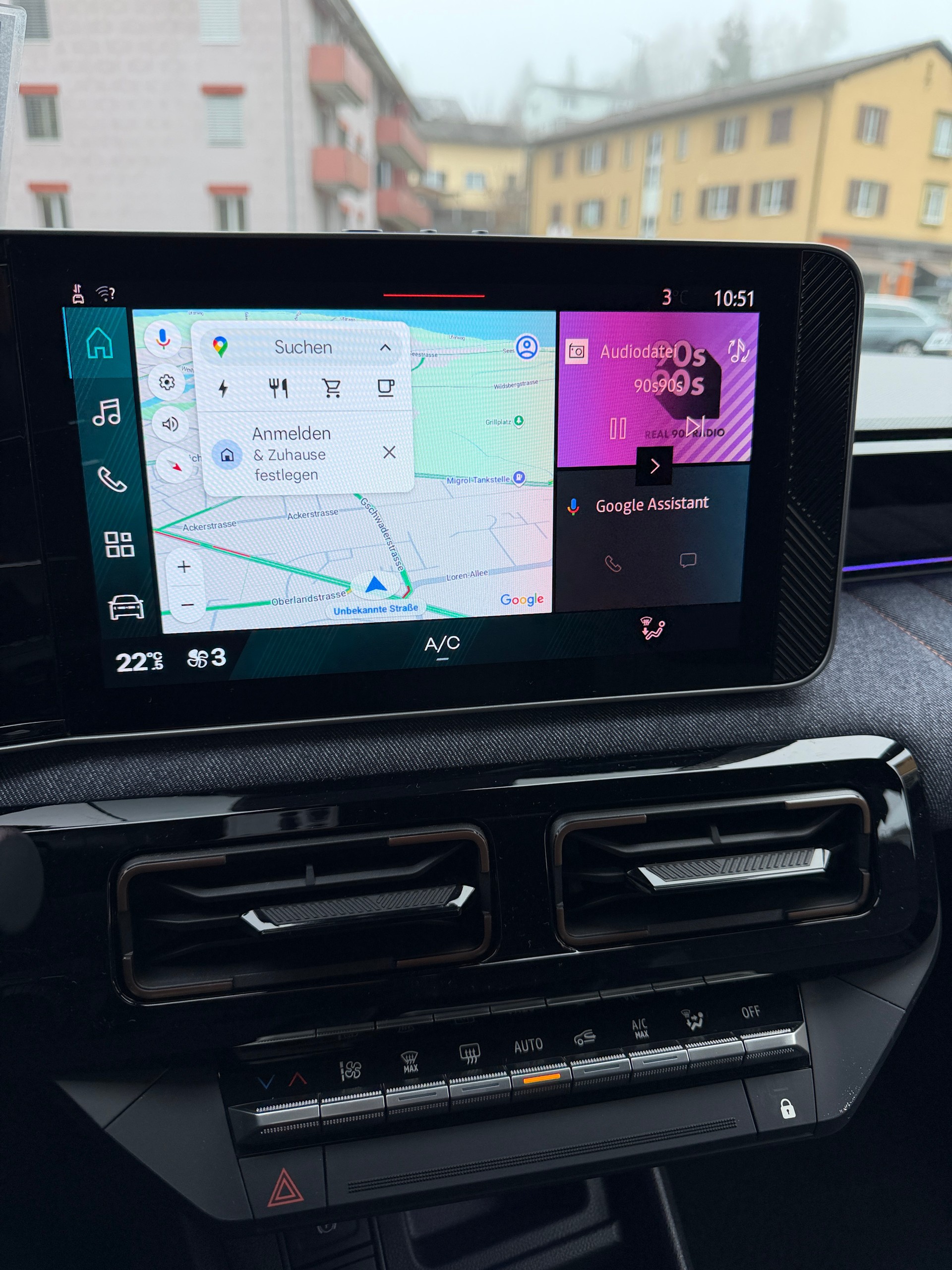 RENAULT R4 E-Tech Comfort Range 52 kWh Techno-image-14