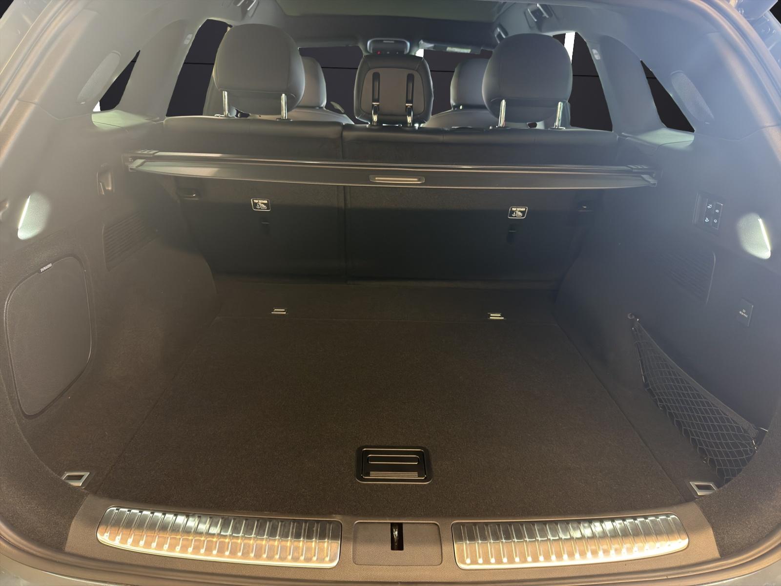 XPENG G9 Performance AWD-image-11