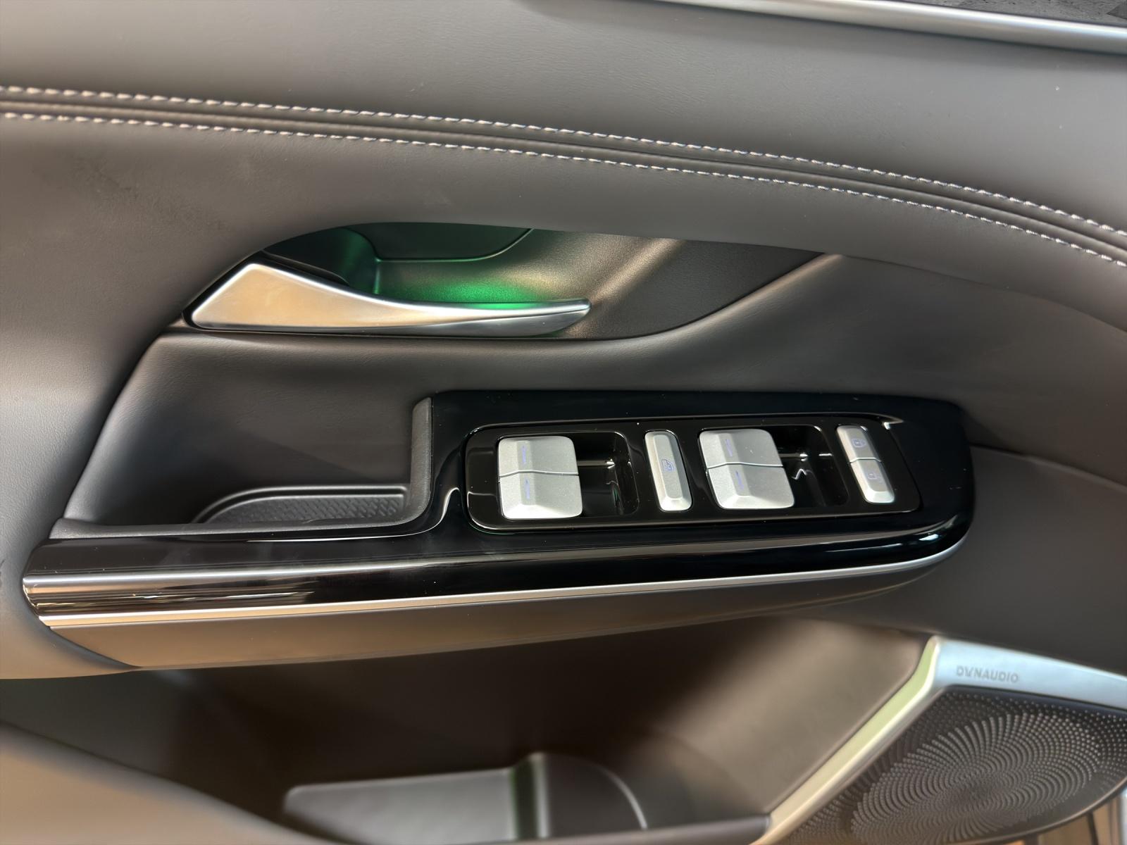 XPENG G9 Performance AWD-image-9