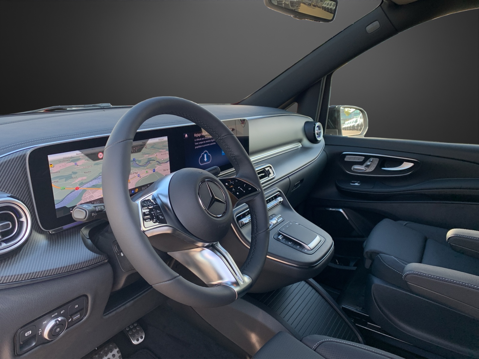 MERCEDES-BENZ V 300 d lang Avantgarde 4Matic 9G-Tronic-image-6