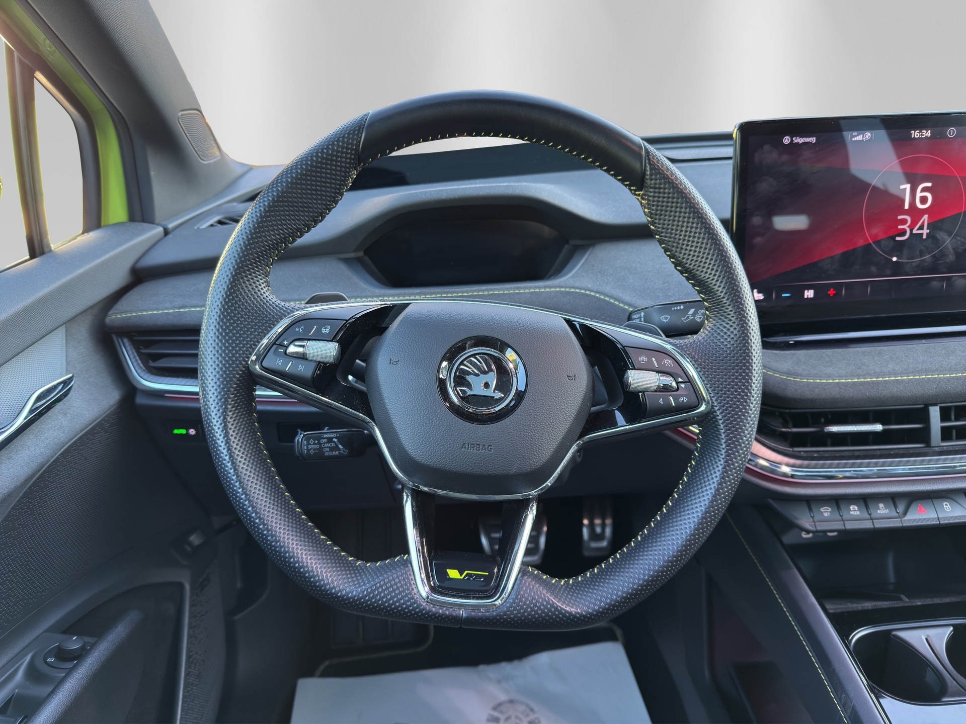 SKODA Enyaq Coupé RS iV 80 4x4-image-9