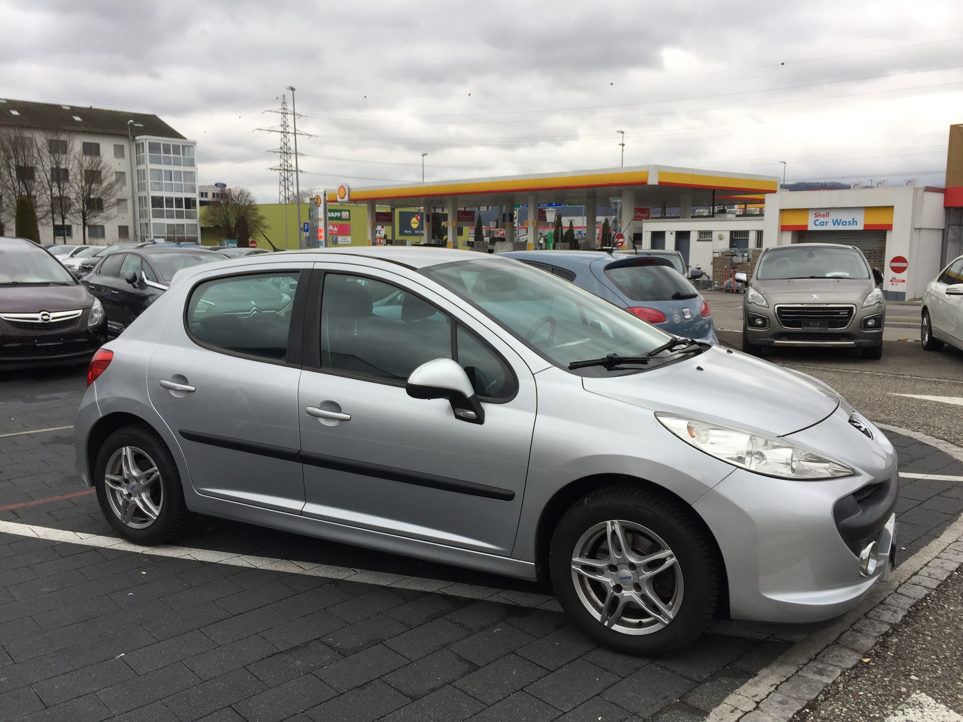 PEUGEOT 207 1.6 16V Sport Pack-image-15