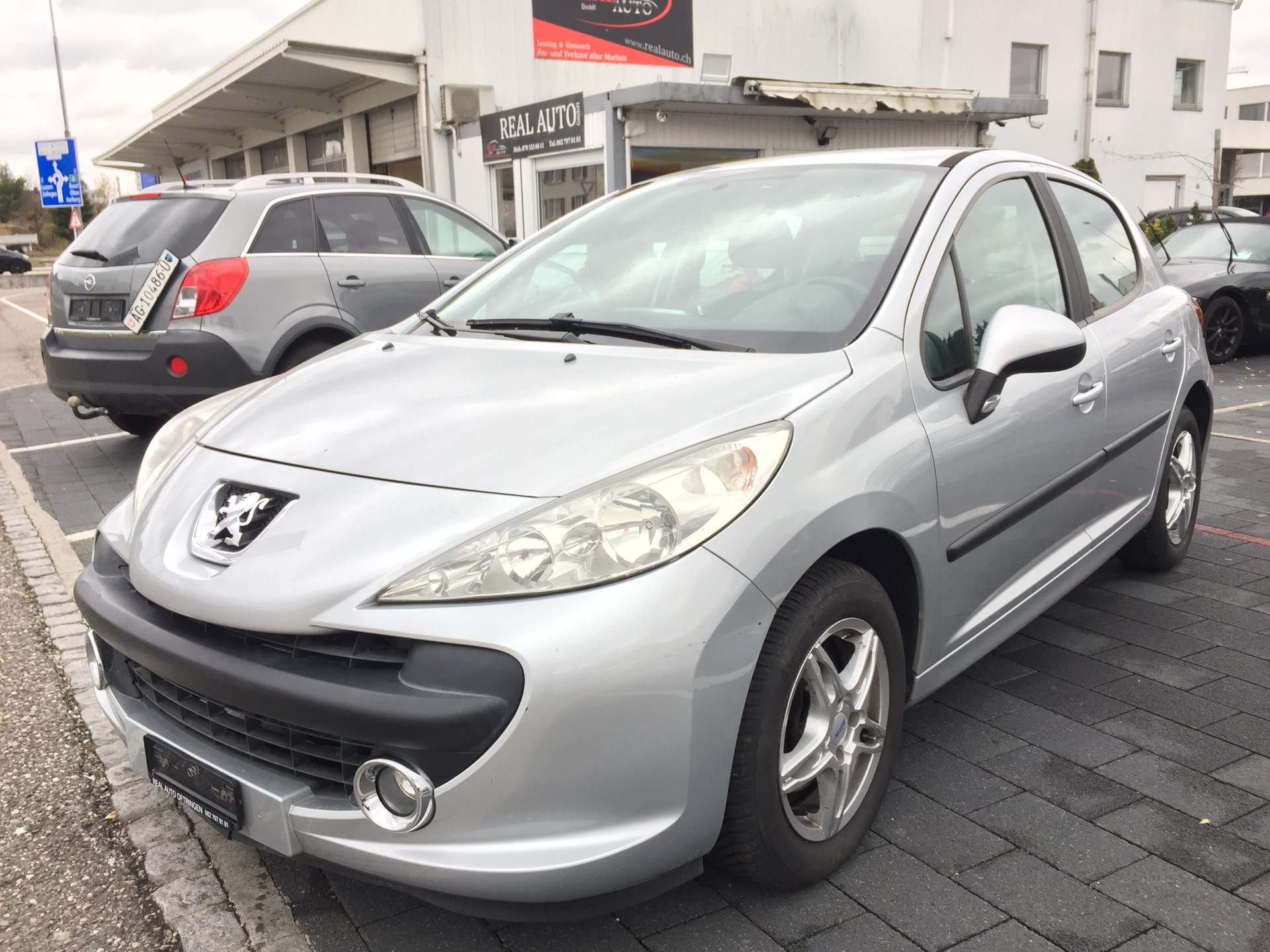 PEUGEOT 207 1.6 16V Sport Pack-image-2