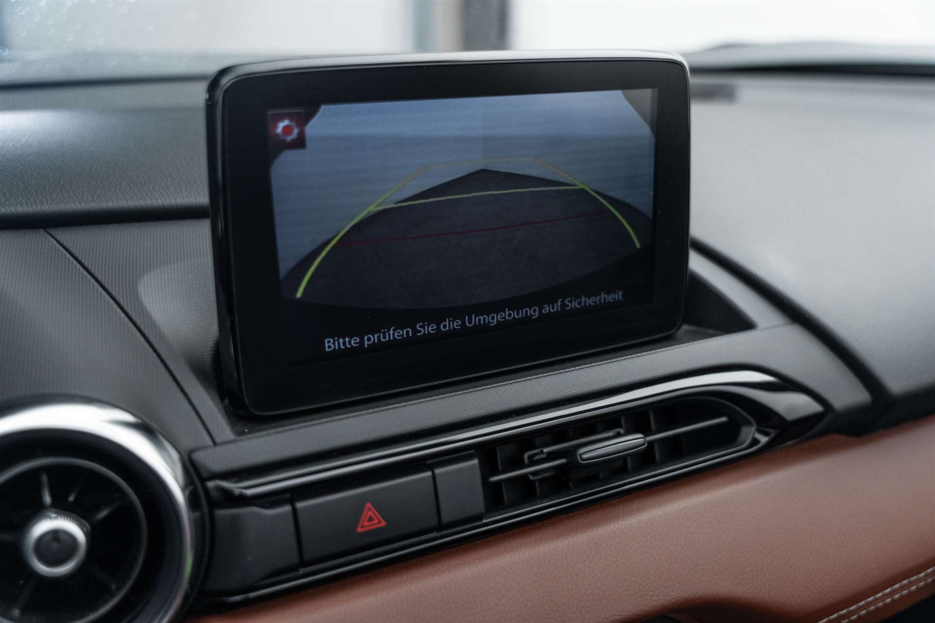 MAZDA MX-5 SKYACTIV-G 160 Havana-image-17