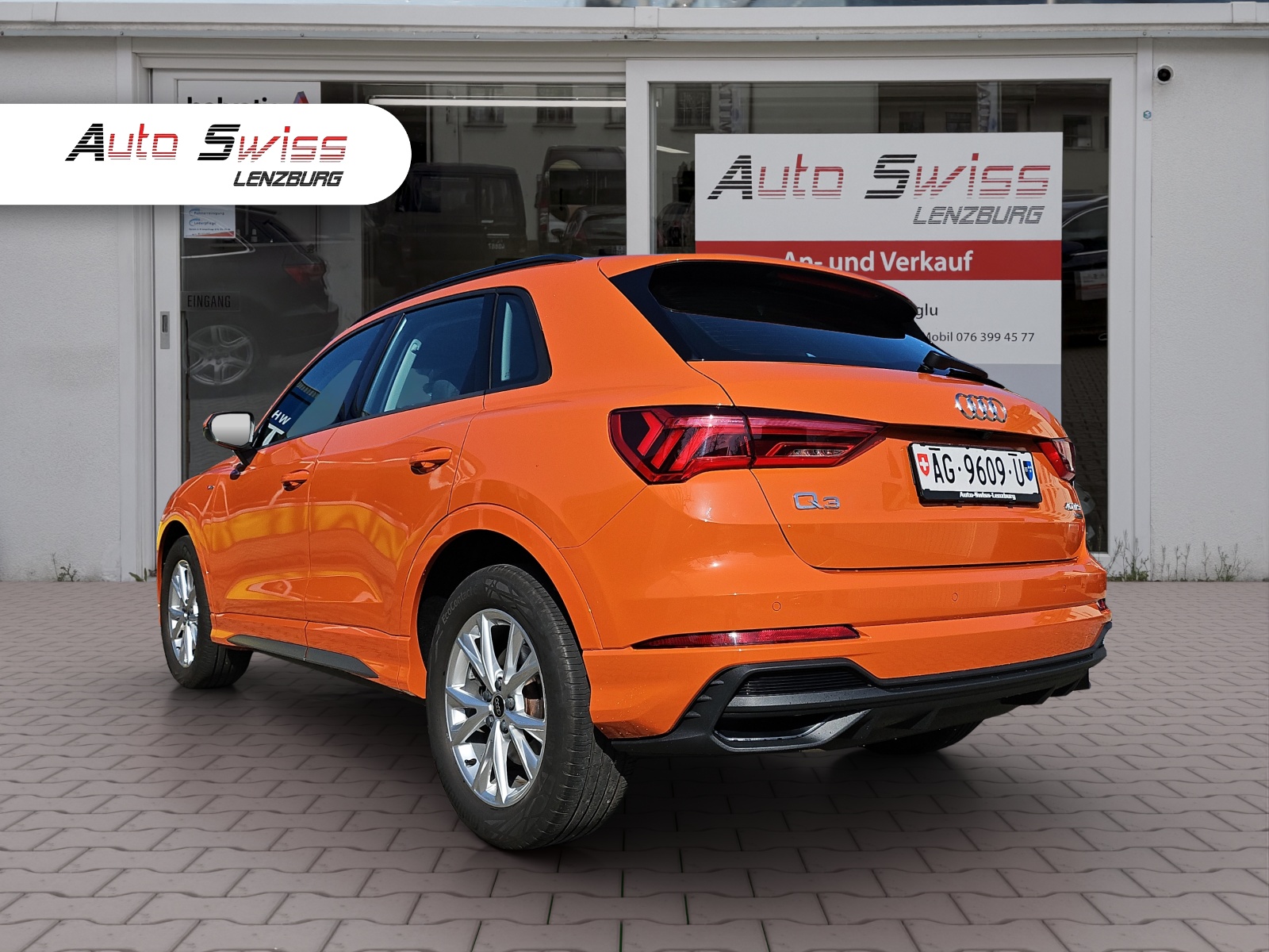 AUDI Q3 40 TFSI S line quattro S-tronic-image-2