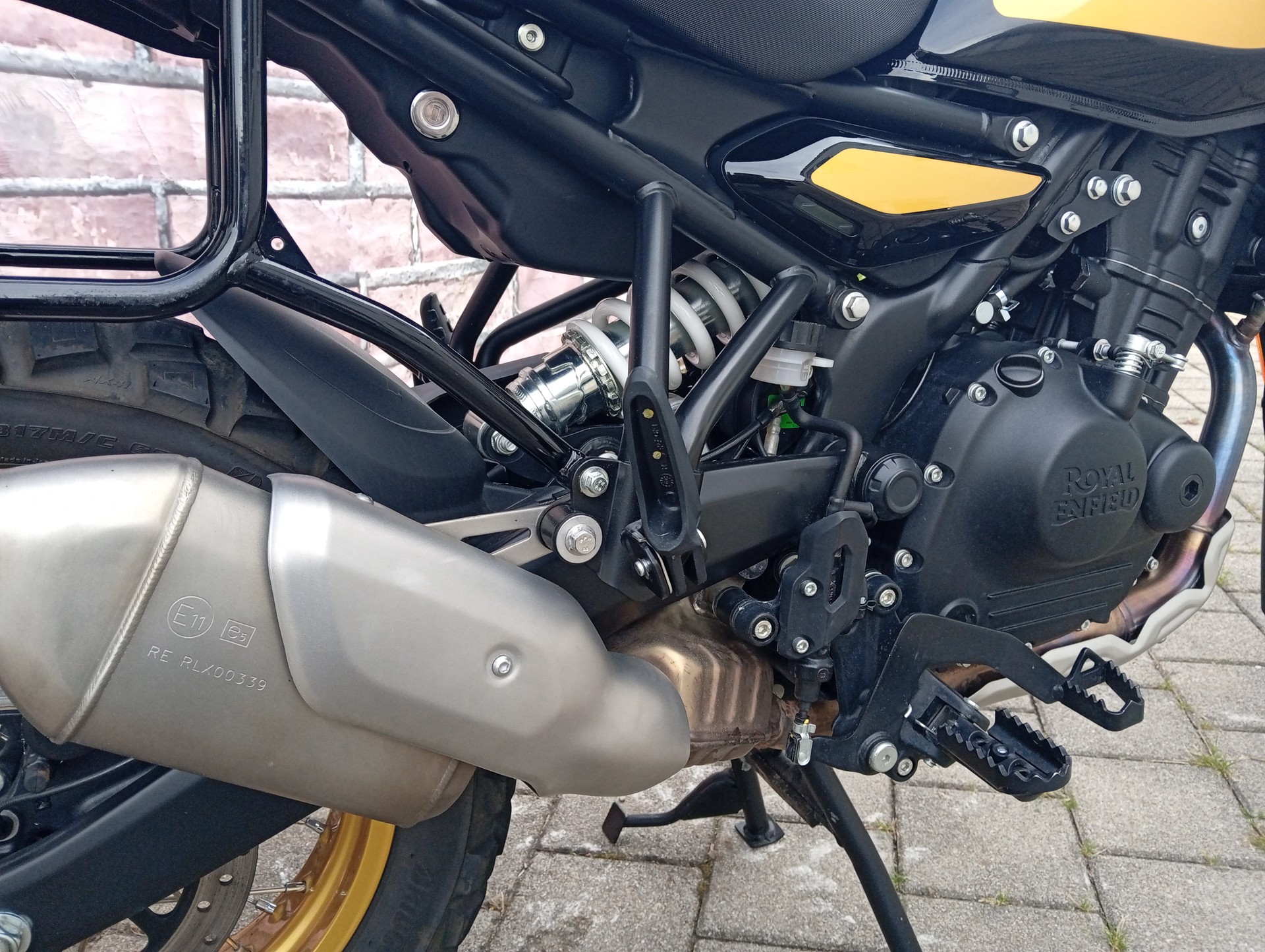 ROYAL ENFIELD Himalayan 452 Tubeless-image-6
