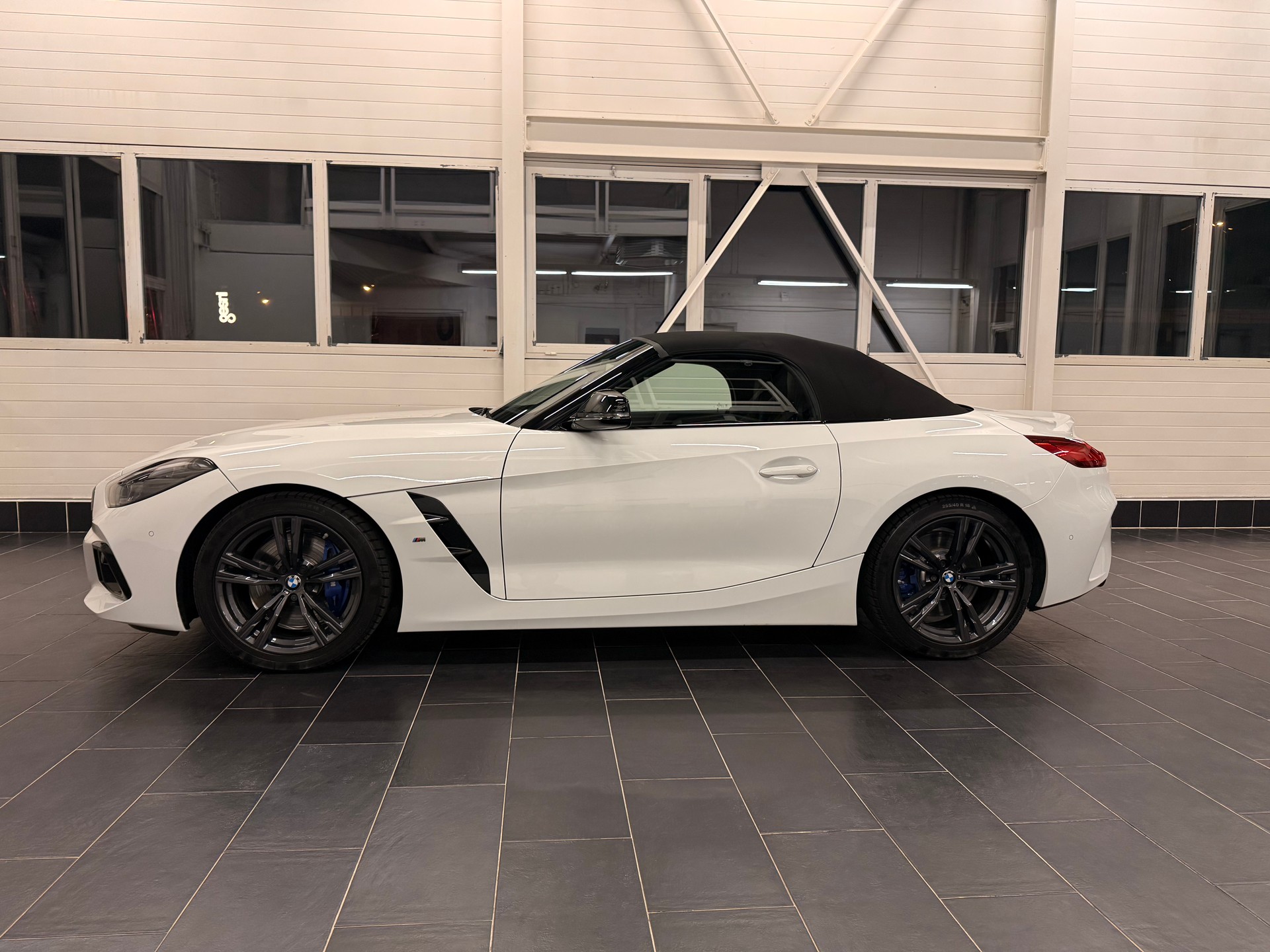 BMW Z4 M40i-image-6