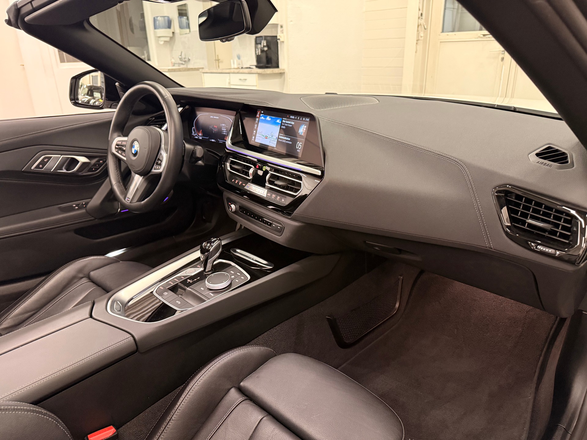 BMW Z4 M40i-image-11