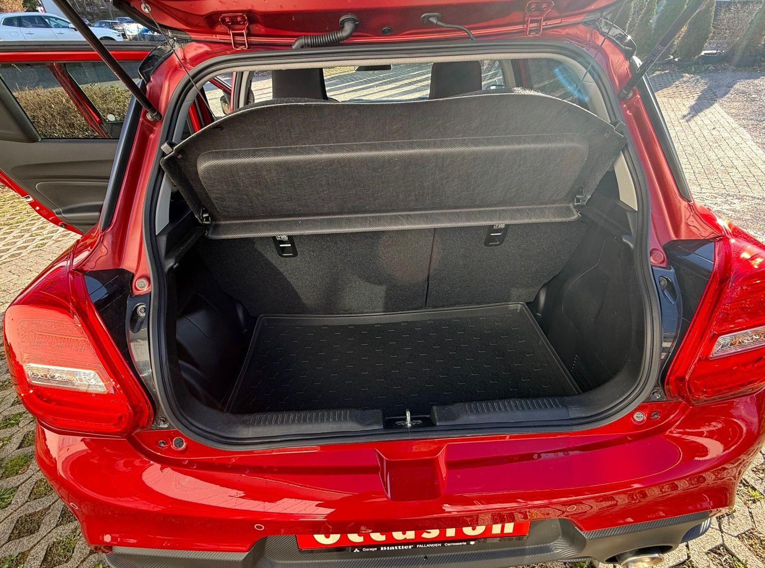 SUZUKI Swift 1.4 T Sport Compact Top Hybrid-image-8
