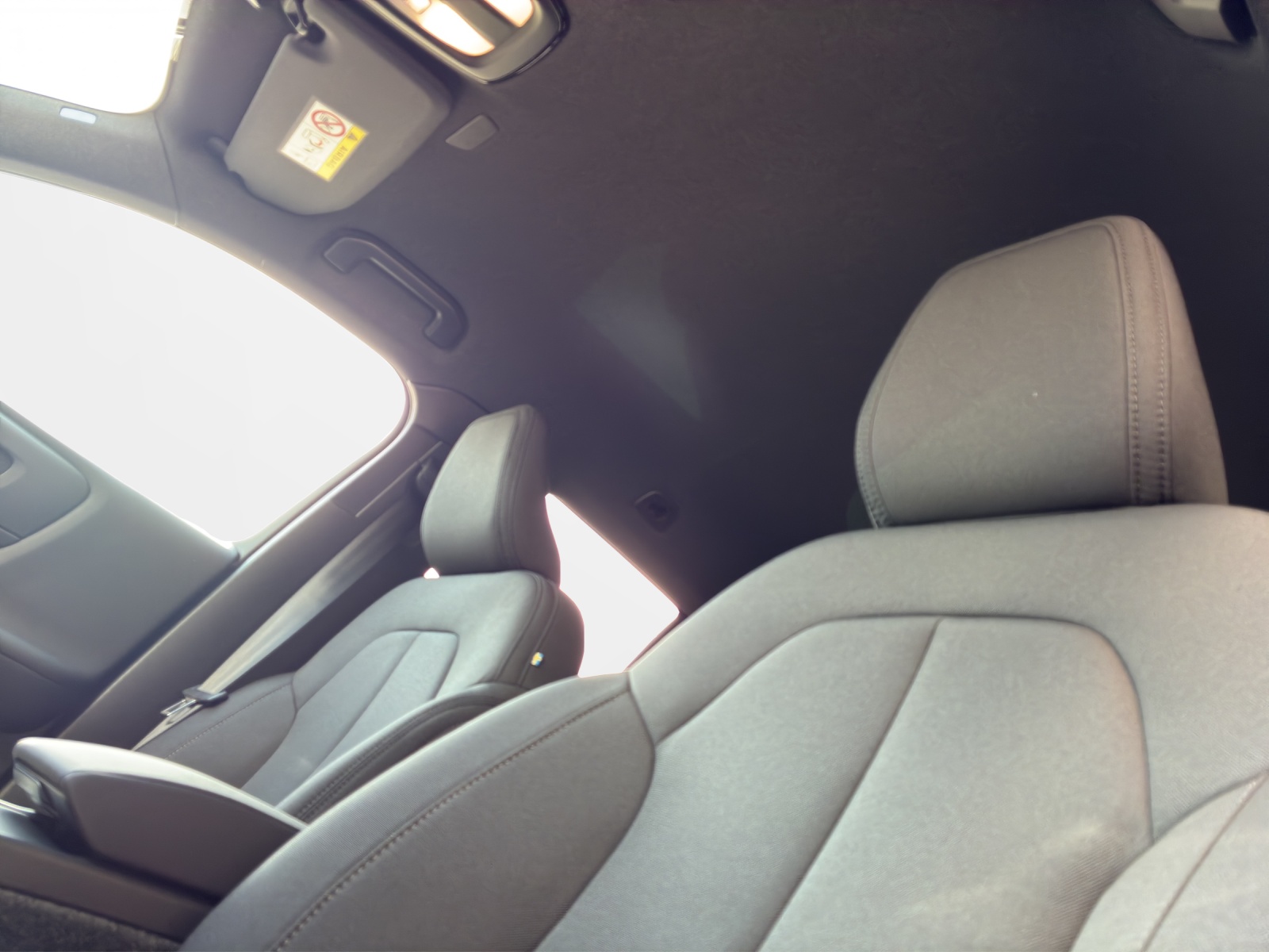 VOLVO EX40 Twin Plus AWD-image-17