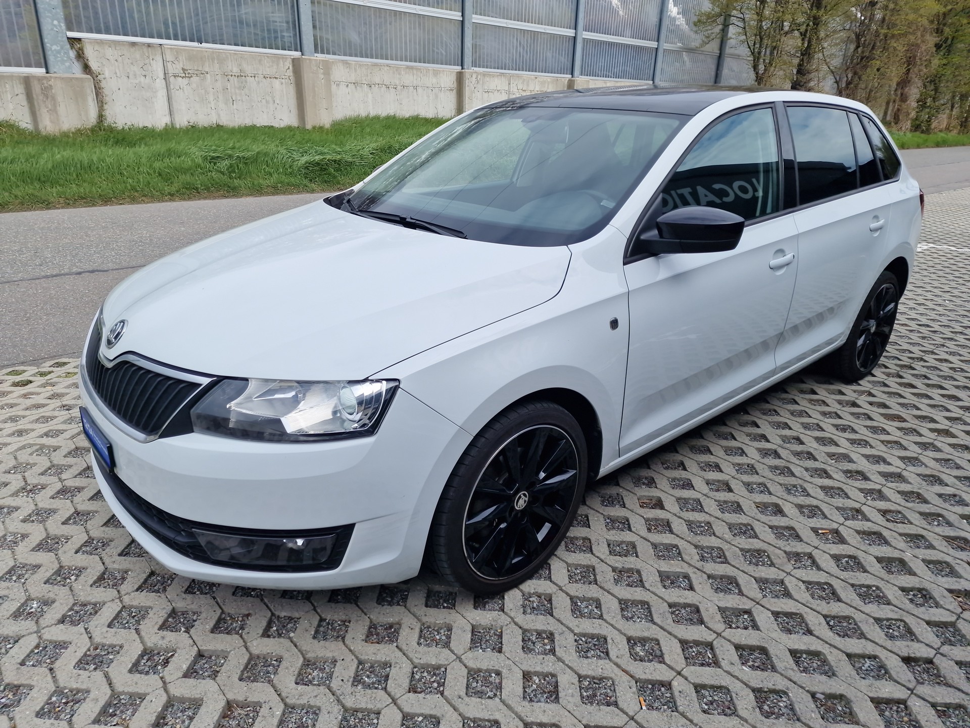 SKODA Rapid Spaceback 1.4 TSI Ambition DSG-image-1