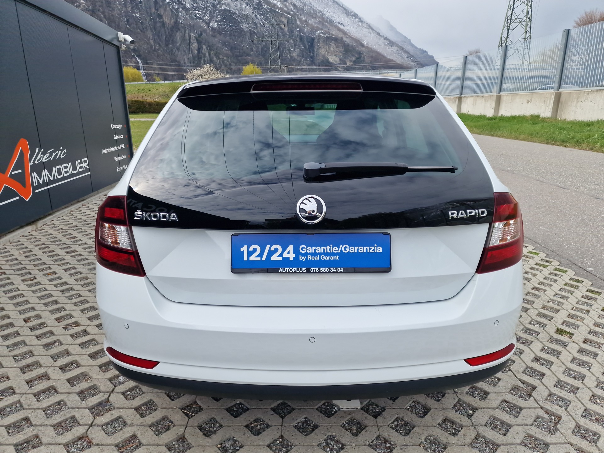 SKODA Rapid Spaceback 1.4 TSI Ambition DSG-image-5