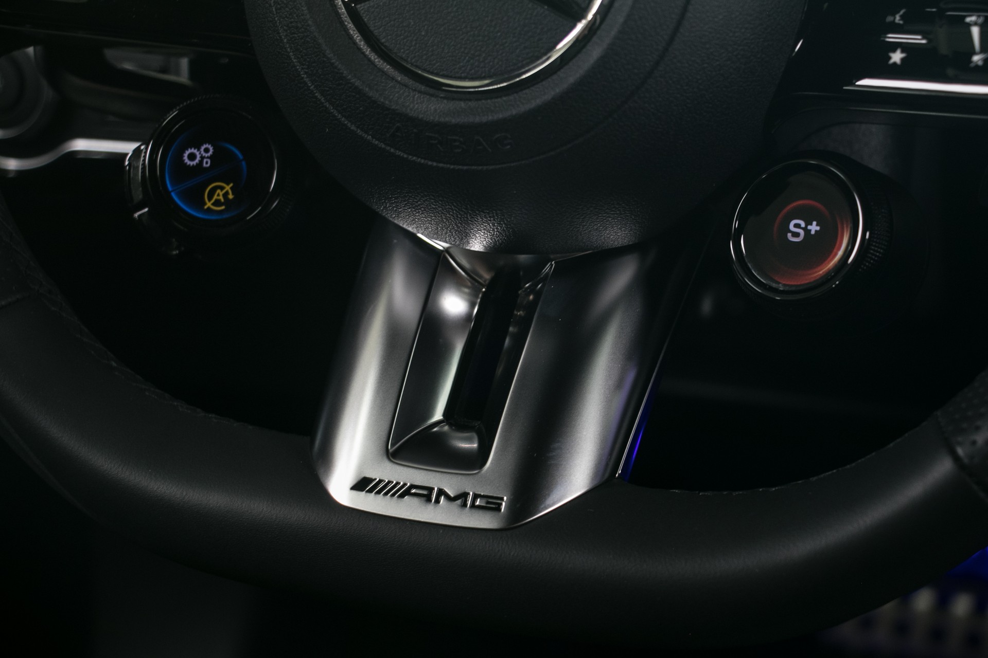 MERCEDES-BENZ AMG 35 4Matic 8G-DCT-image-6