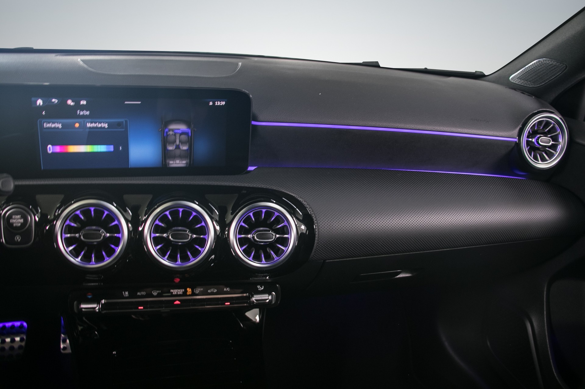 MERCEDES-BENZ AMG 35 4Matic 8G-DCT-image-10