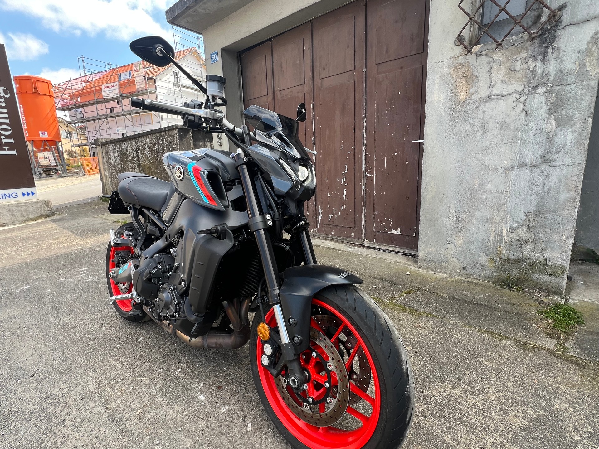 YAMAHA MT-09