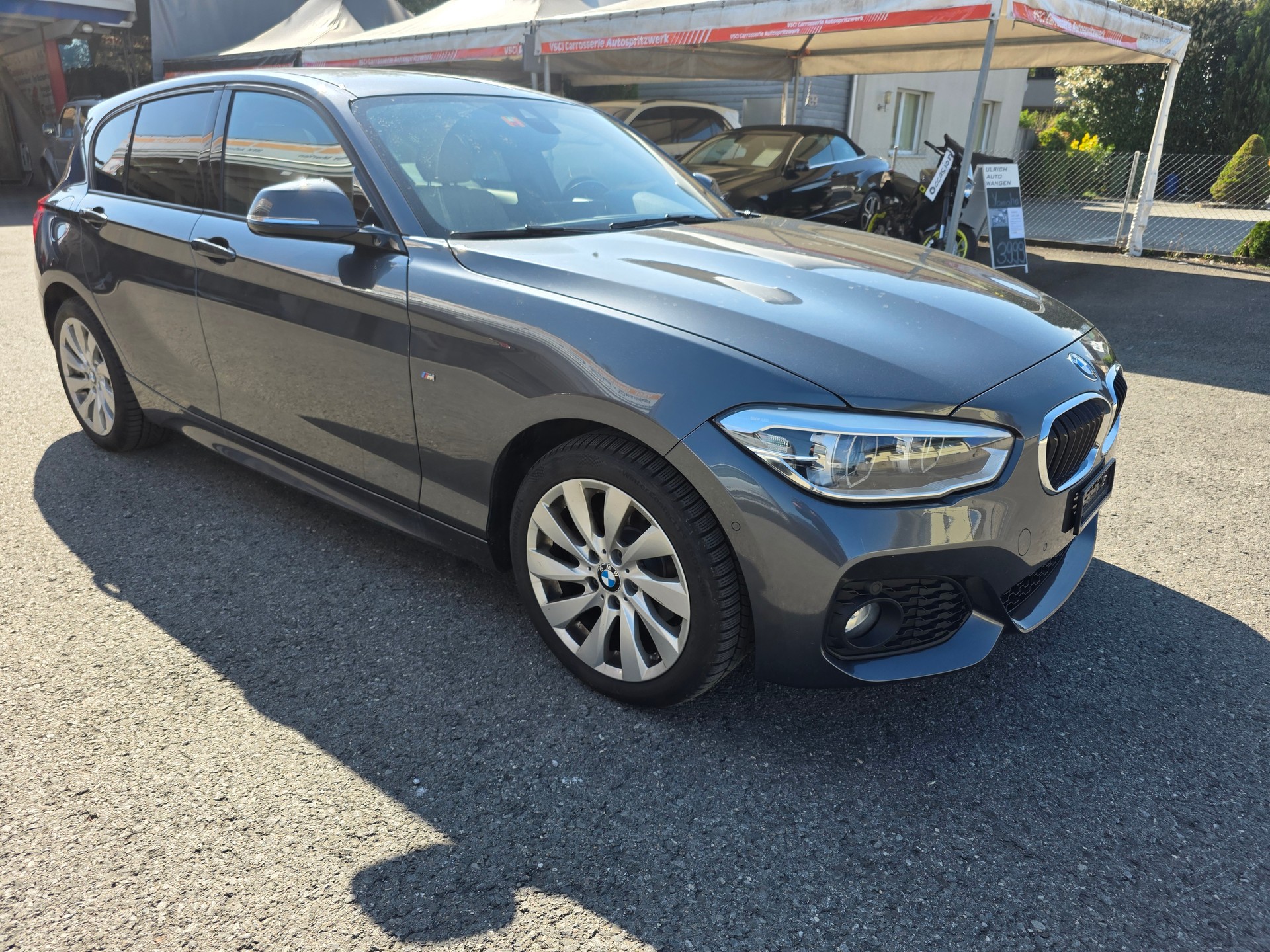 BMW 120d xDrive M Sport Steptronic-showroom-element-1