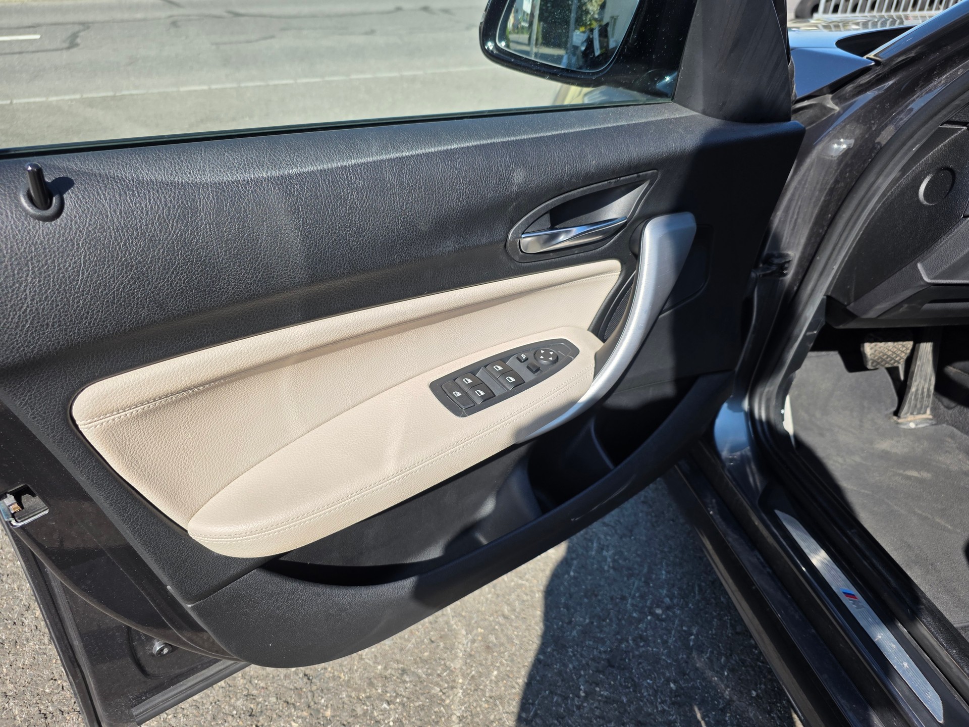 BMW 120d xDrive M Sport Steptronic-image-14