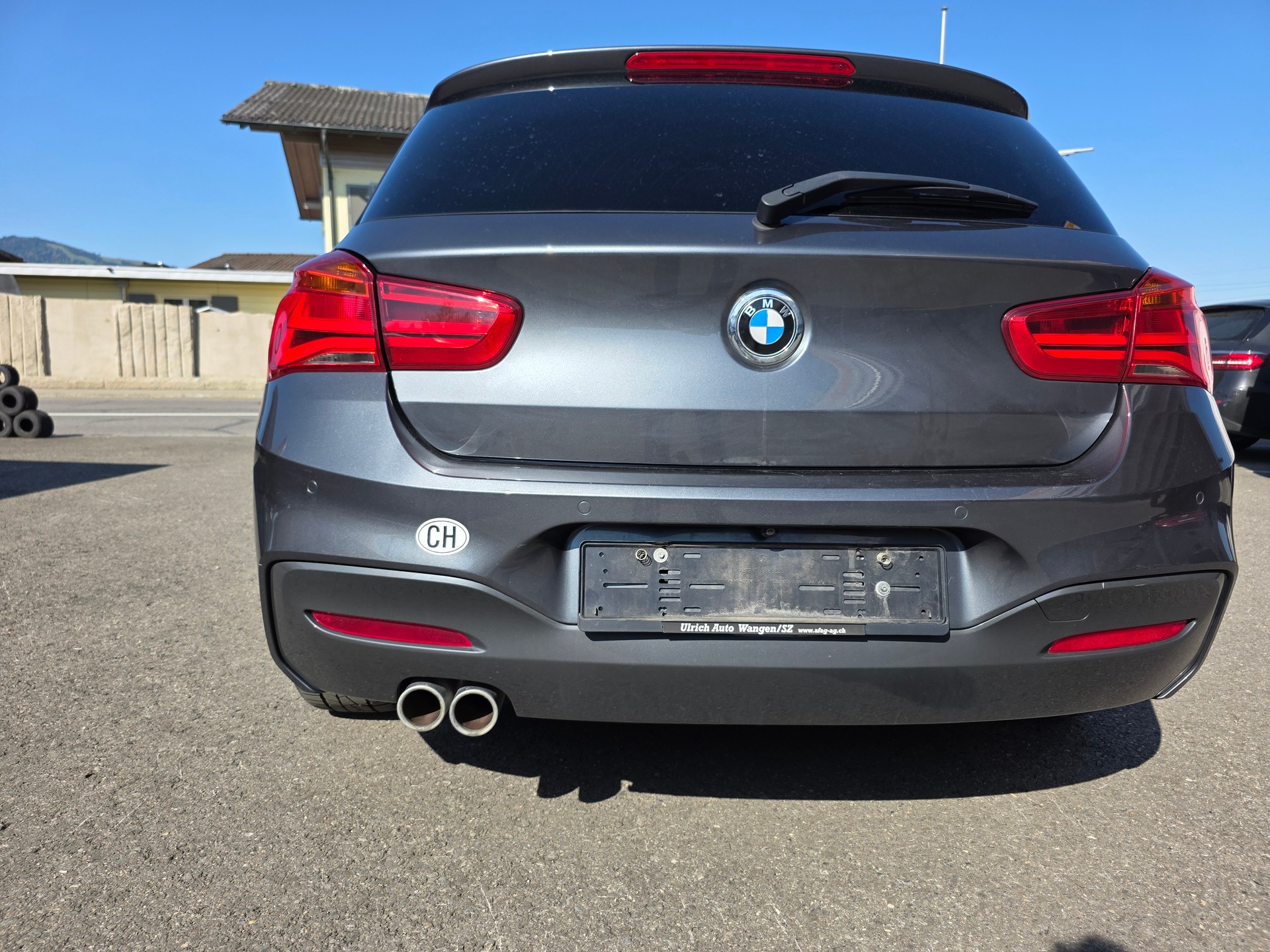 BMW 120d xDrive M Sport Steptronic-image-7