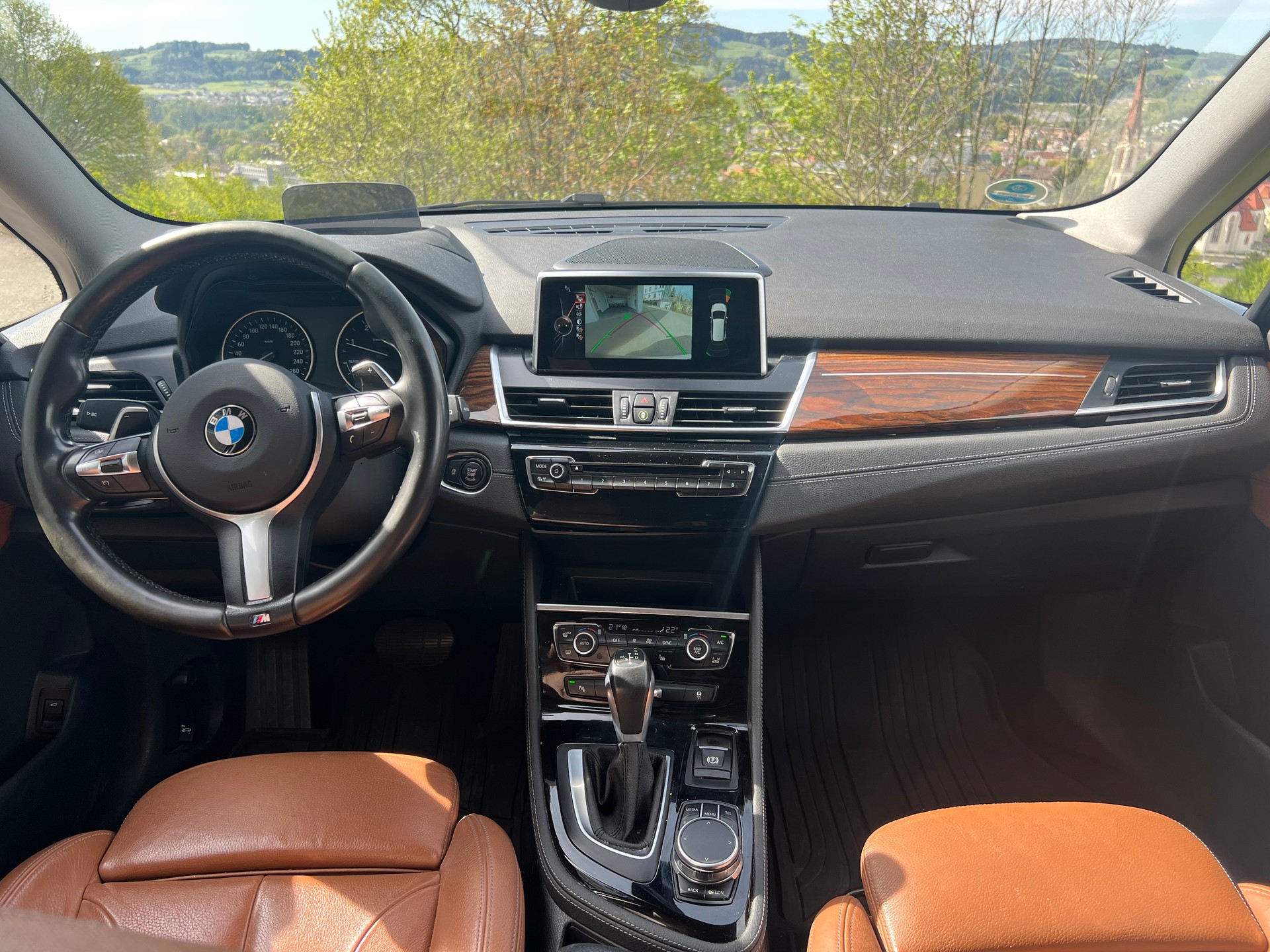 BMW 220d xDrive Gran Tourer Luxury Line Steptronic 7-Plätzer-image-1