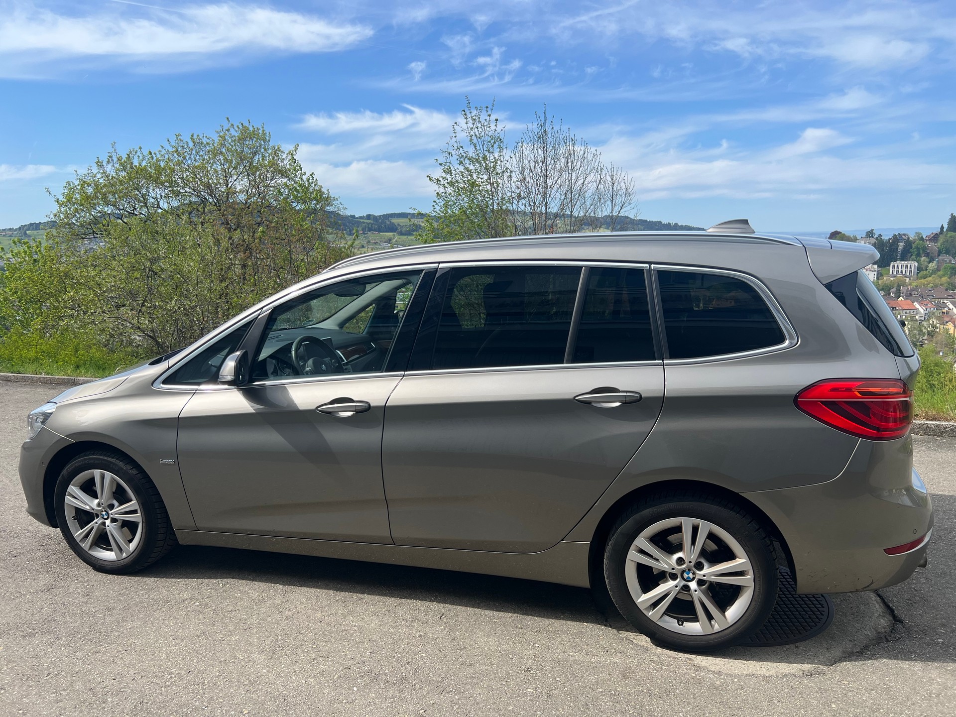 BMW 220d xDrive Gran Tourer Luxury Line Steptronic 7-Plätzer-image-7