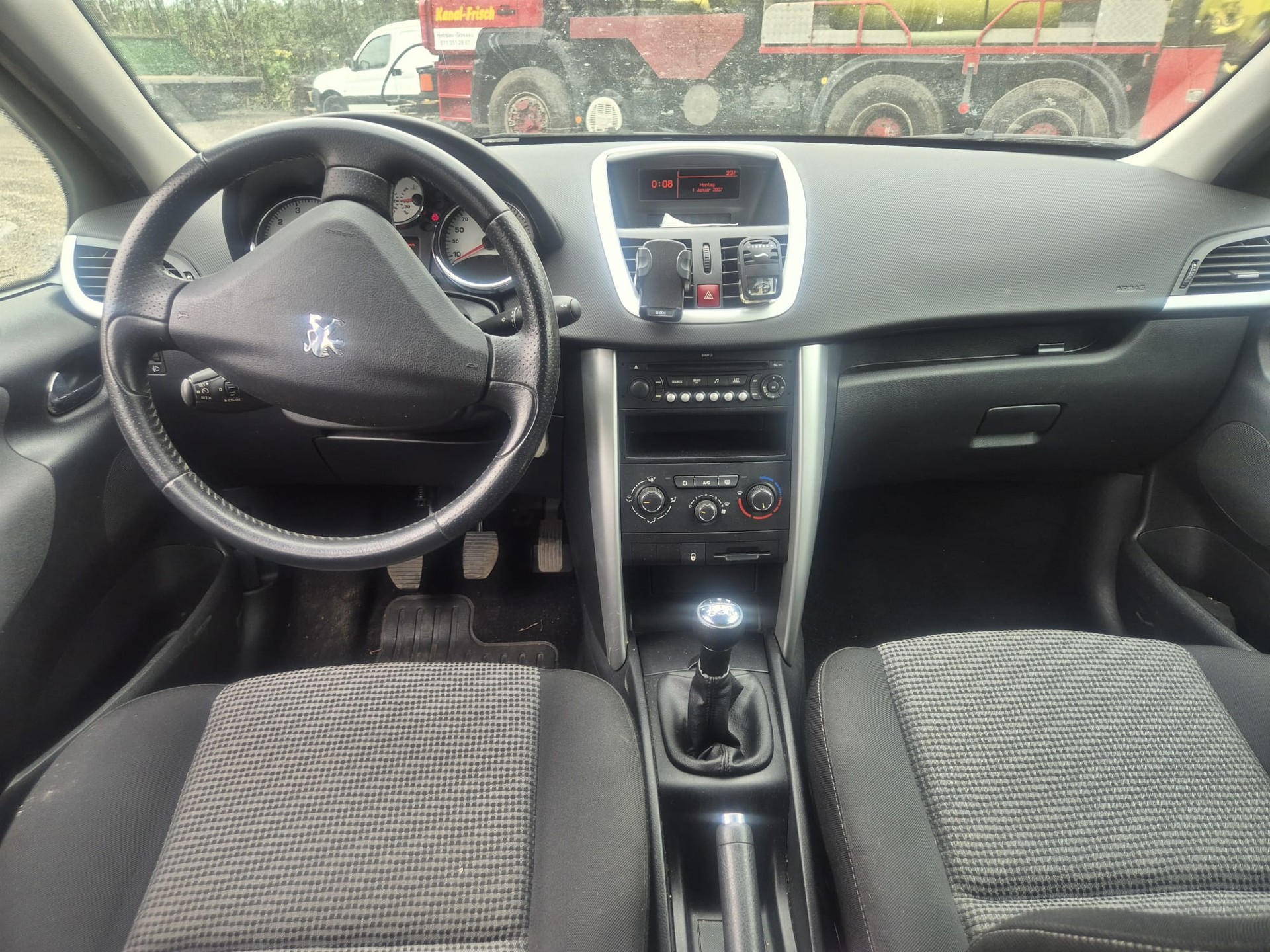 PEUGEOT 207 SW 1.6 16V Sport-image-9