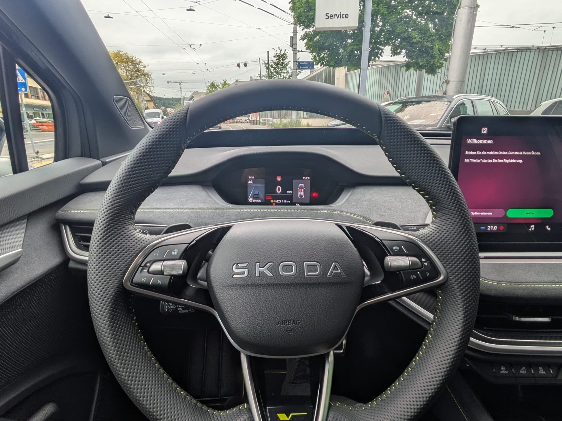SKODA Elroq RS 4x4-image-19