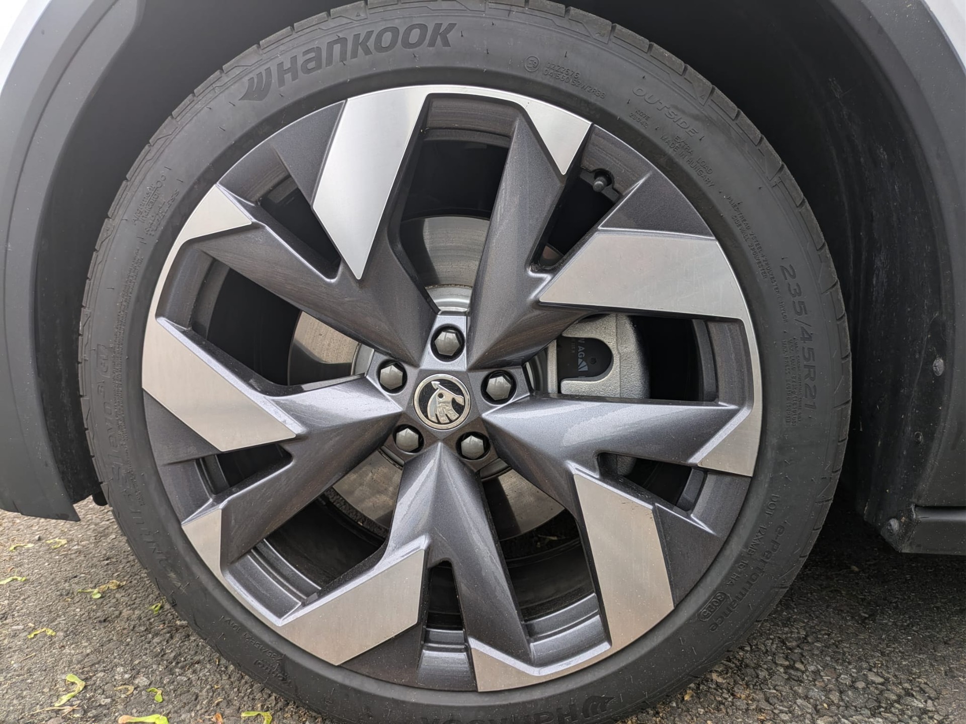 SKODA Elroq RS 4x4-image-31