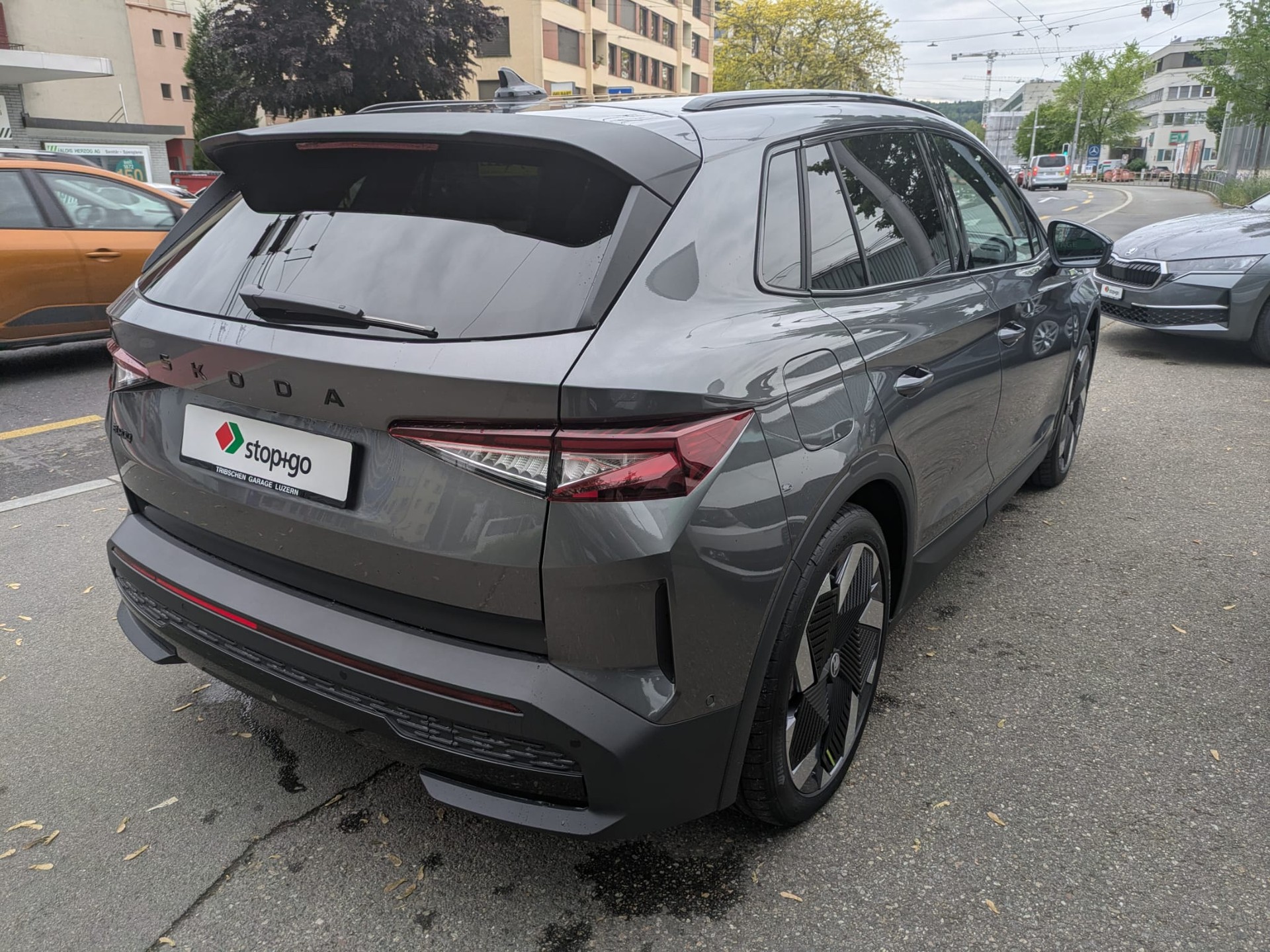 SKODA Elroq RS 4x4-image-7