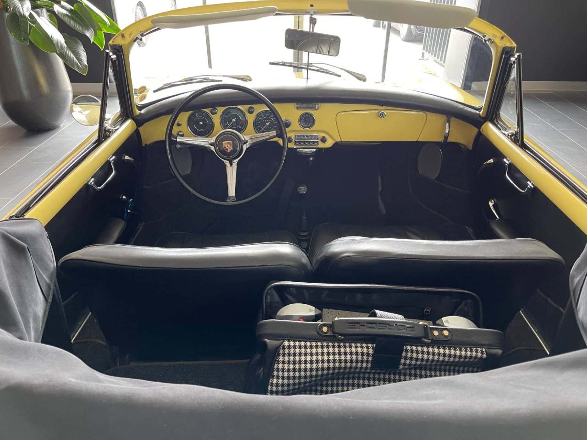 PORSCHE 356 B T5 Cabriolet-image-12