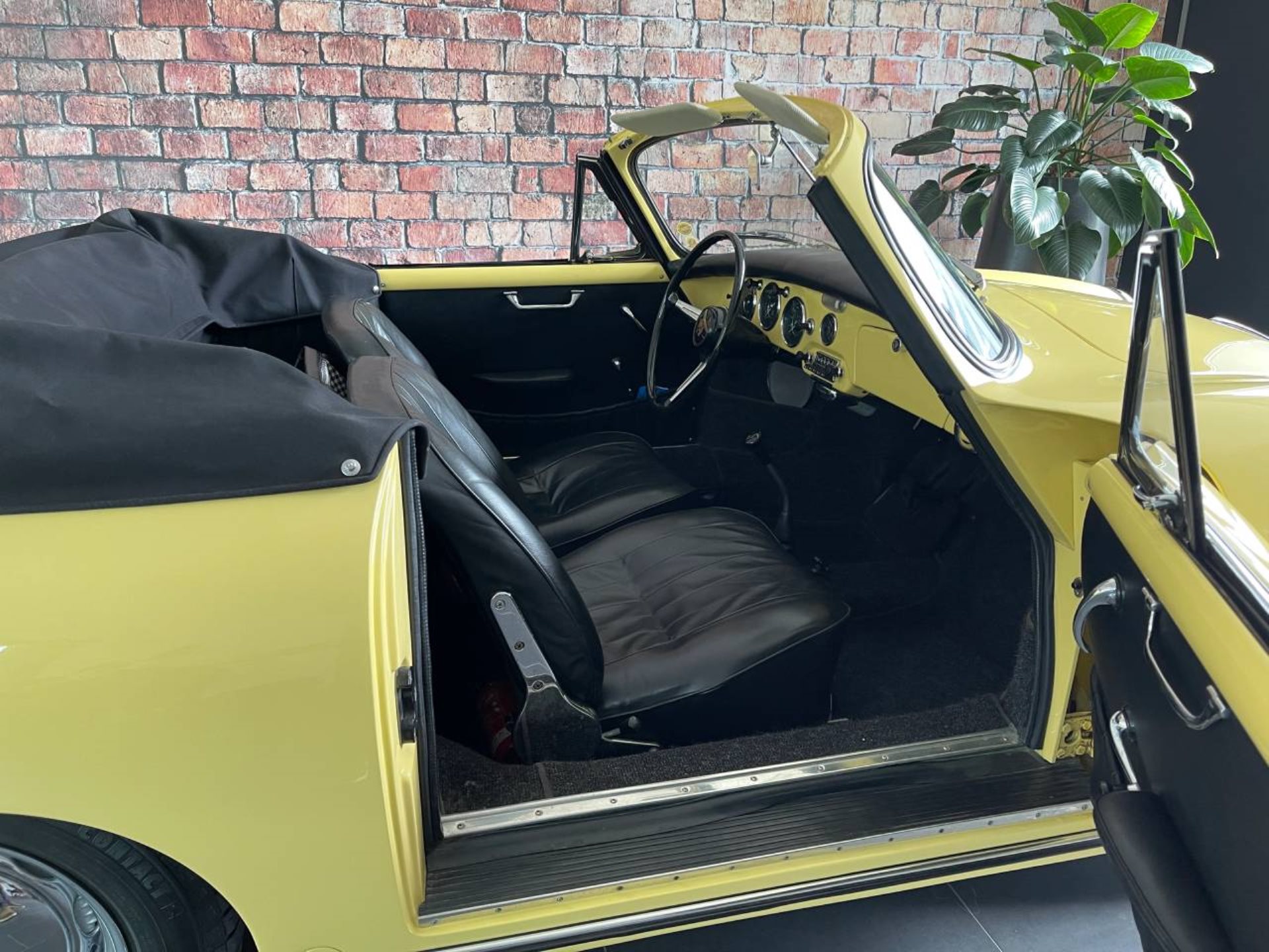 PORSCHE 356 B T5 Cabriolet-image-13