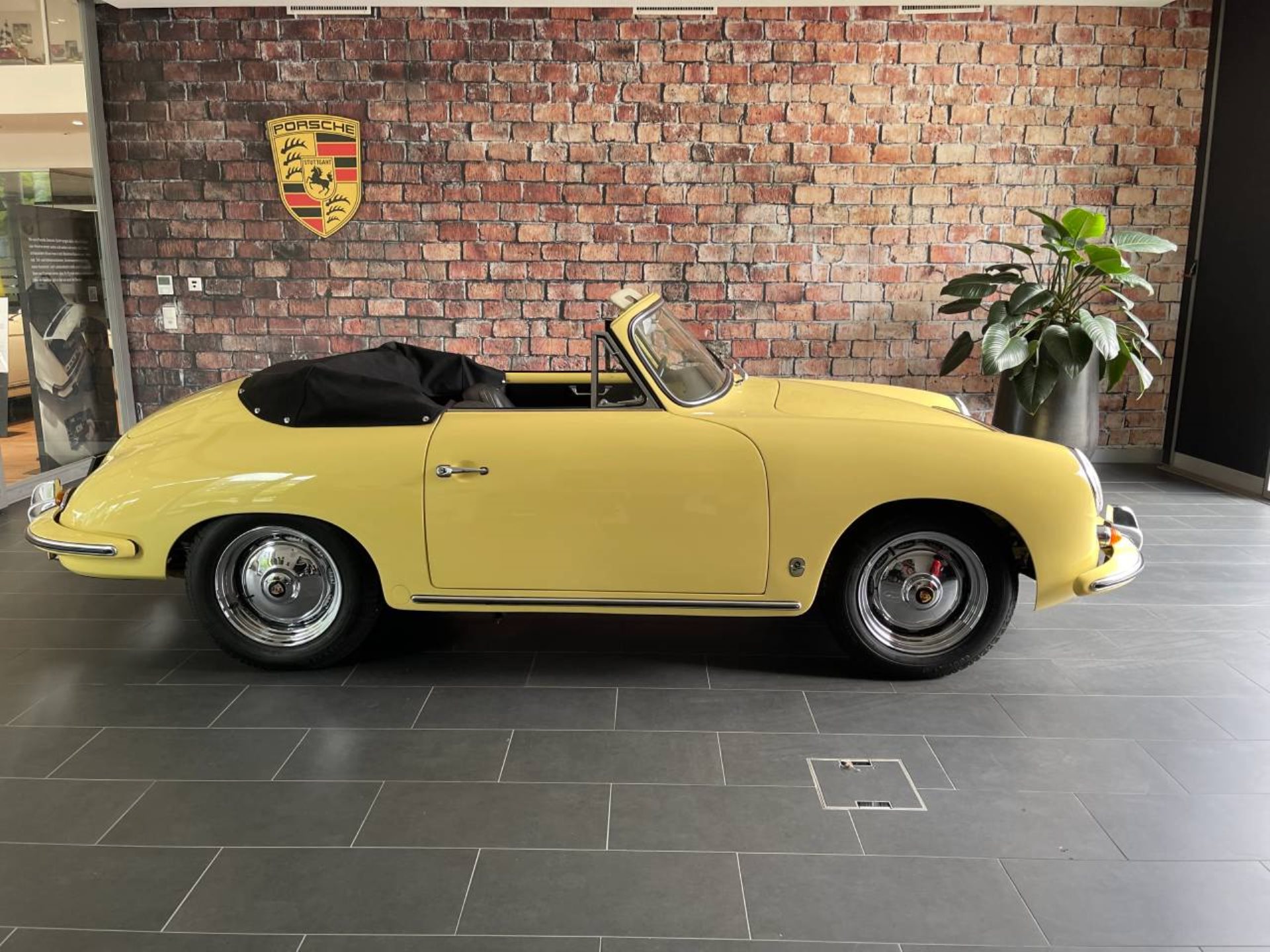 PORSCHE 356 B T5 Cabriolet-showroom-element-1