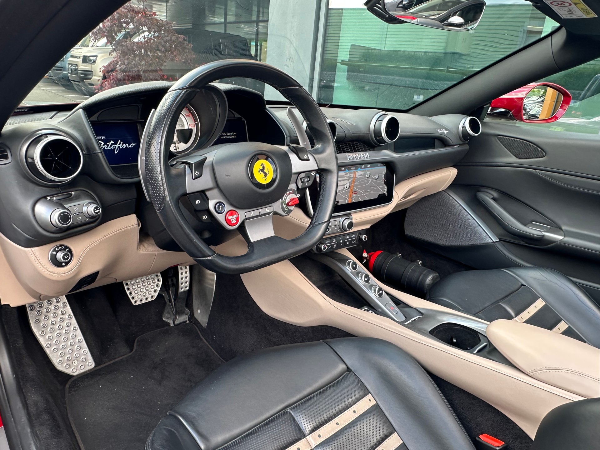 FERRARI Portofino 3.9 Turbo-image-16