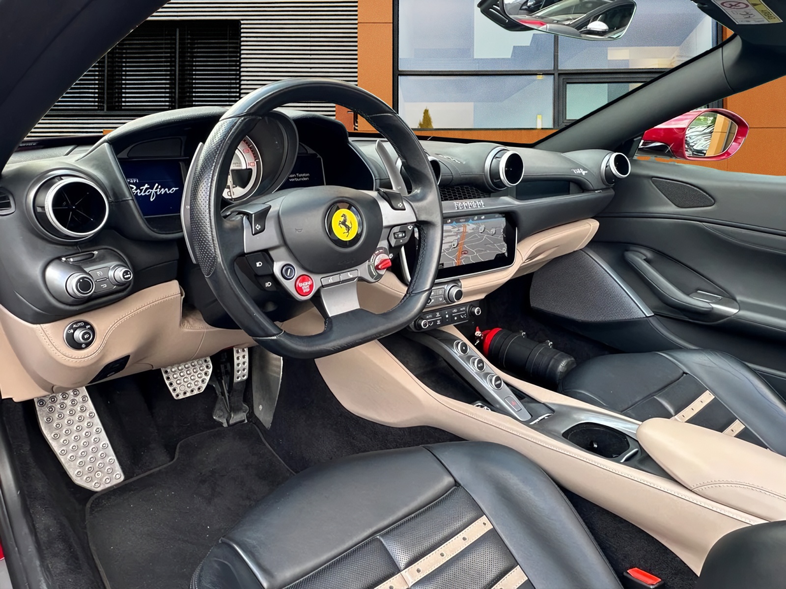FERRARI Portofino 3.9 Turbo-image-13