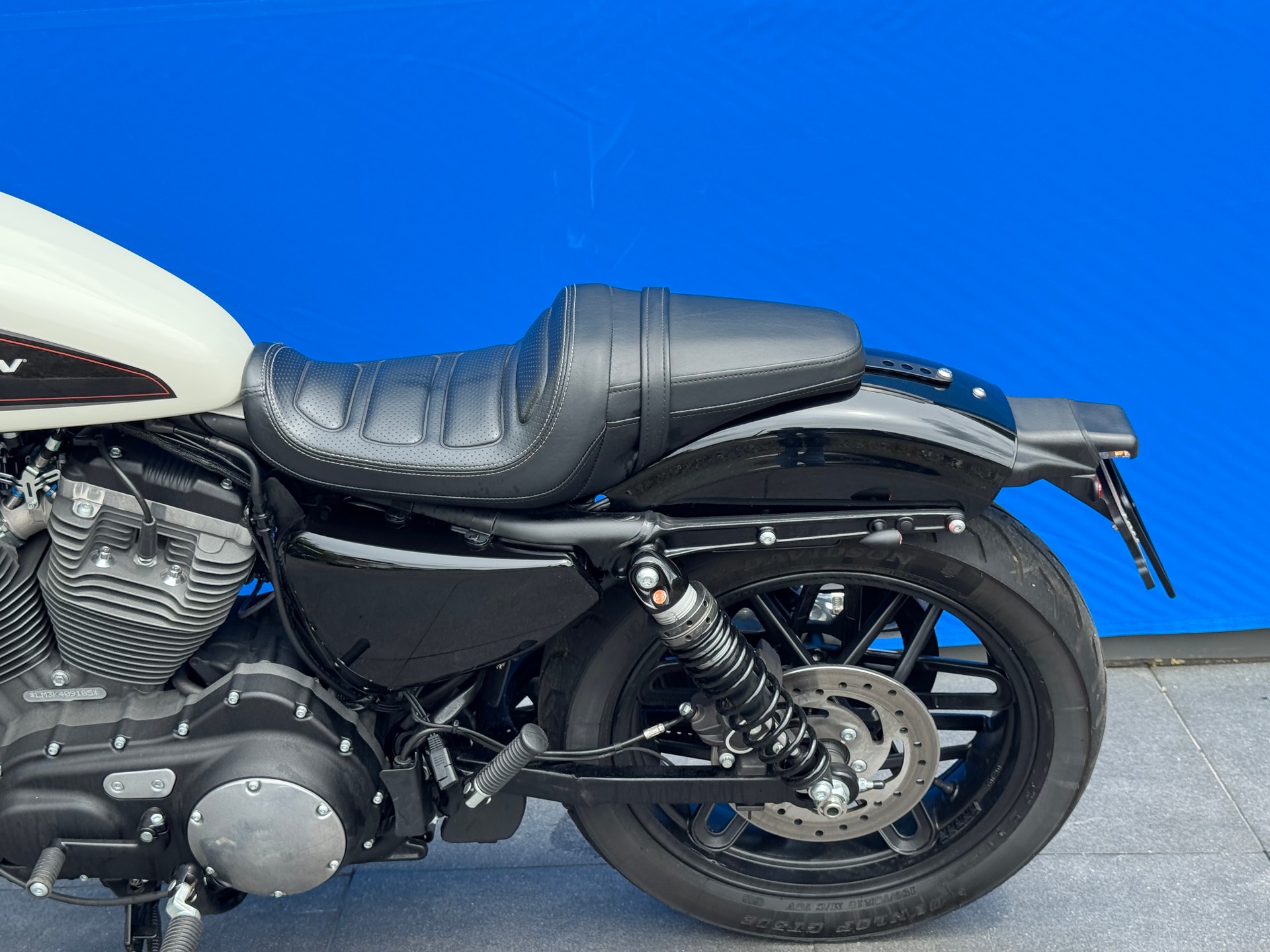 HARLEY-DAVIDSON XL 1200 CX Sportster Roadster ABS-image-6
