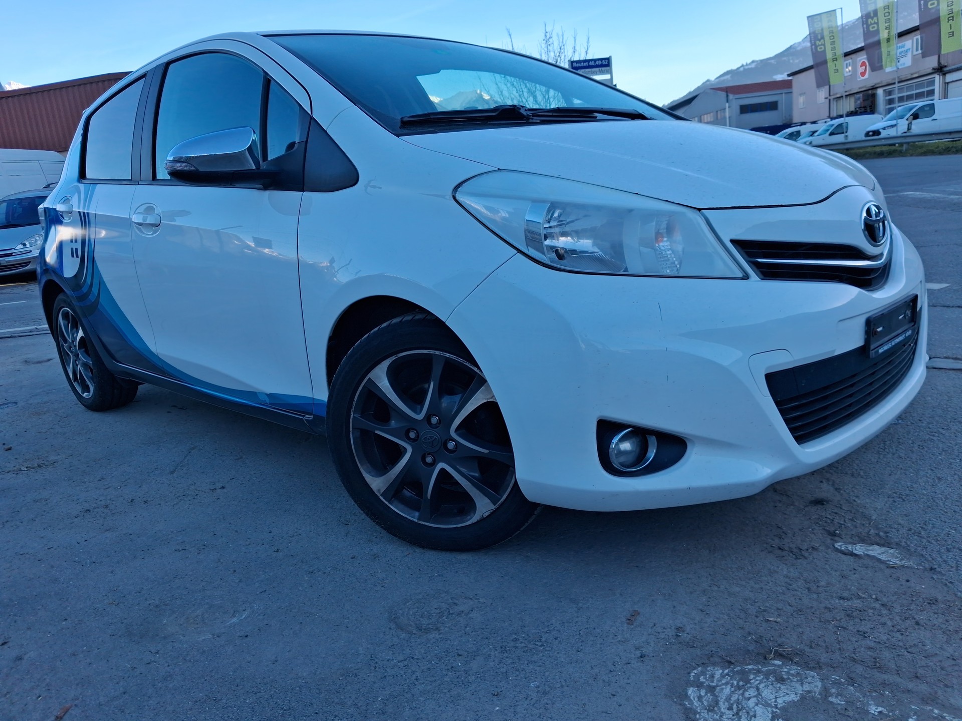 TOYOTA Yaris 1.33 Sol Premium Multidrive-image-1