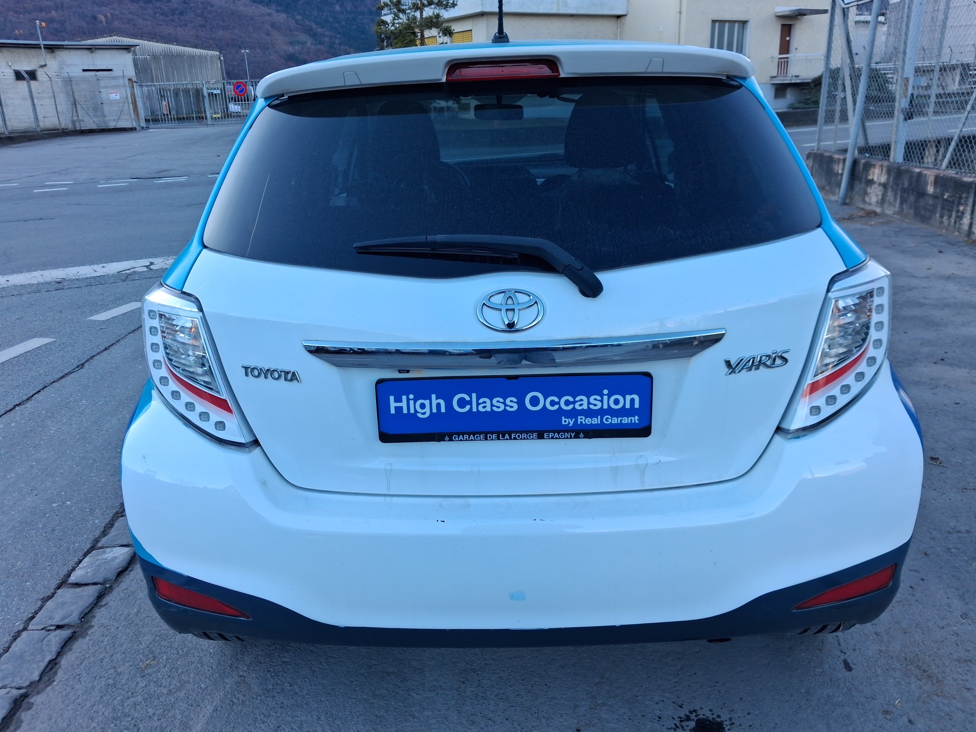 TOYOTA Yaris 1.33 Sol Premium Multidrive-image-6
